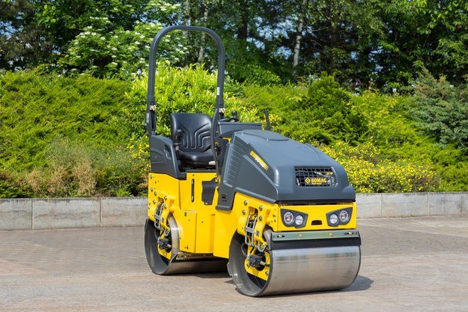 Bomag BW 100 AD-5 mieten – Tandemwalze, ab 110 € netto/Tag