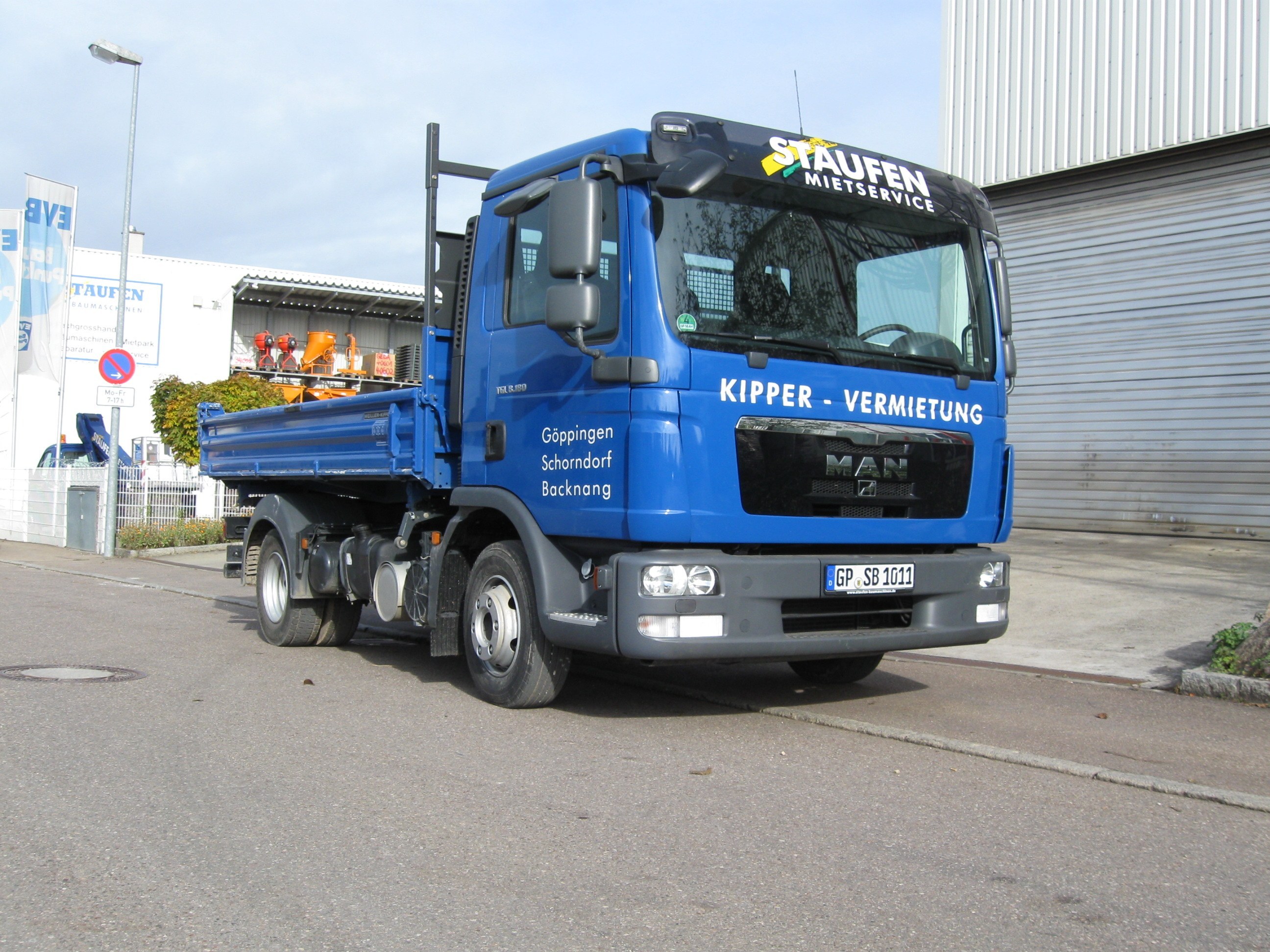 MAN 7,49 to. mieten – LKW-Kipper, ab 170 € netto/Tag – 2