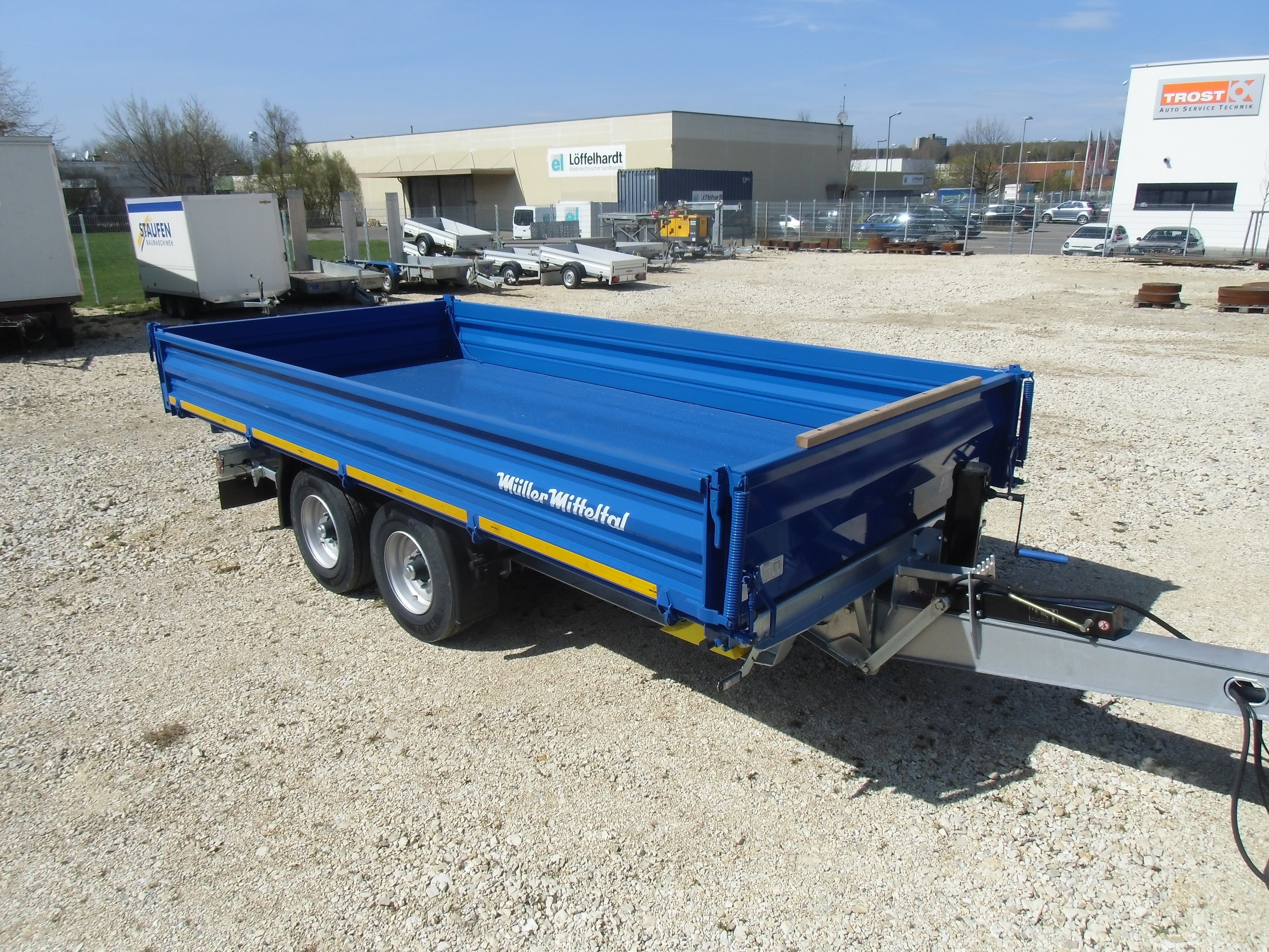 Tandem Dreiseitenkipper Müller Mitteltal mieten – Kippanhänger, ab 125 € netto/Tag – 5