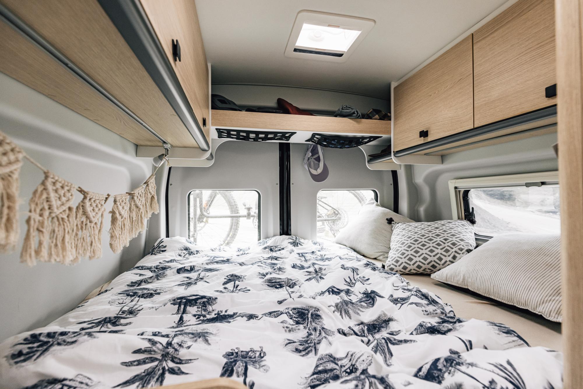 Camper ADVENTURER ULTIMATE (Sunlight Cliff 590 4x4) mieten – ab 83 €/Tag, 12 Stationen – 3