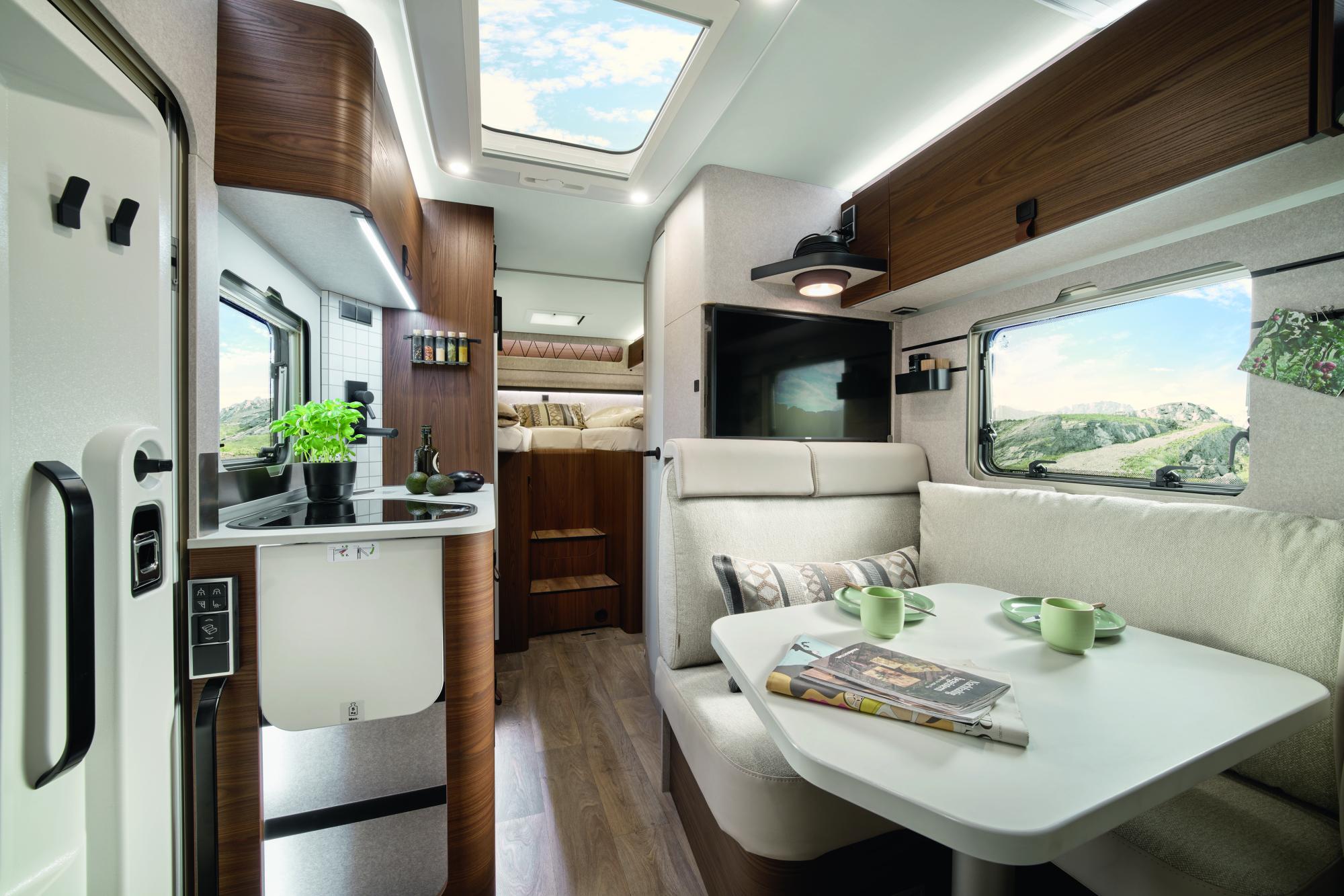 Camper VOYAGER EXTREME (Hymer ML-T 580 4x4) mieten – ab 150 €/Tag, 12 Stationen – 2