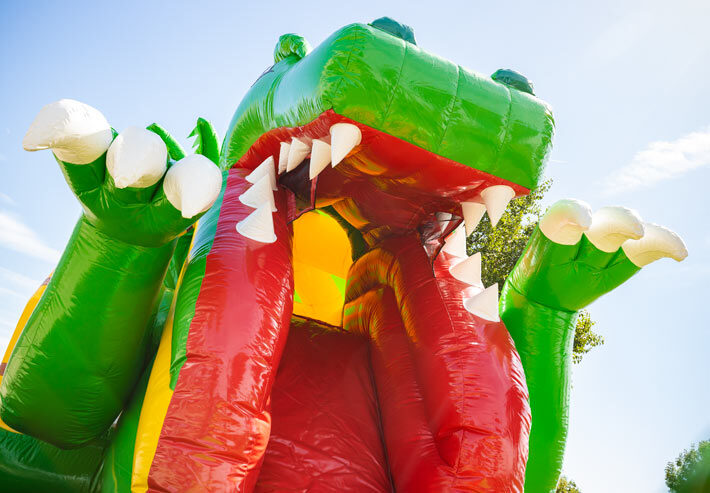 Super Dino Hüpfburg überdacht mieten in Witten – Ohne Personal – 5
