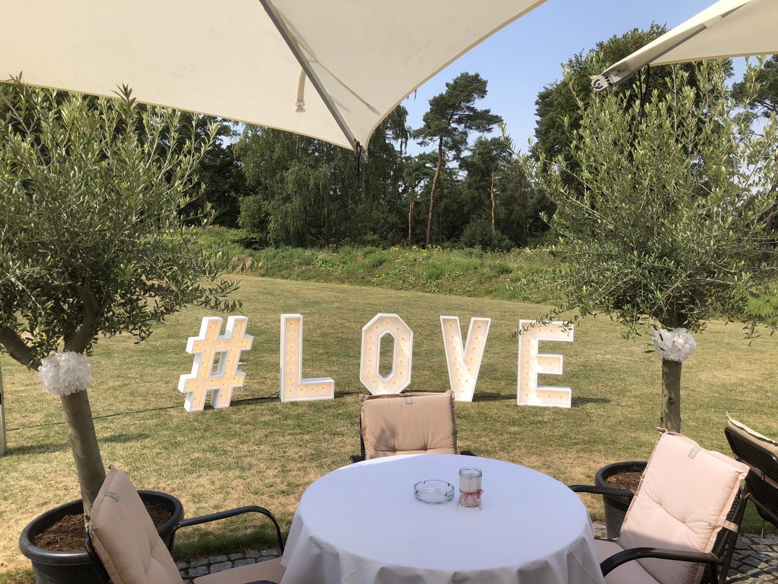 SnLverbindet - Leuchtbuchstaben Loveletters #LOVE mieten in Witten – 2