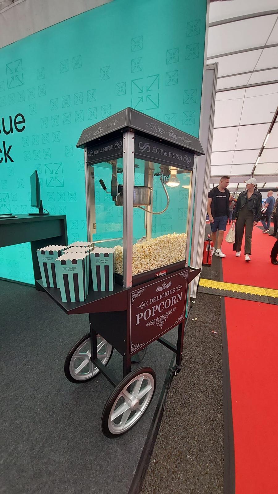 Popcornmaschine für Messen und Events mieten in Reutlingen – 94x46x156 cm