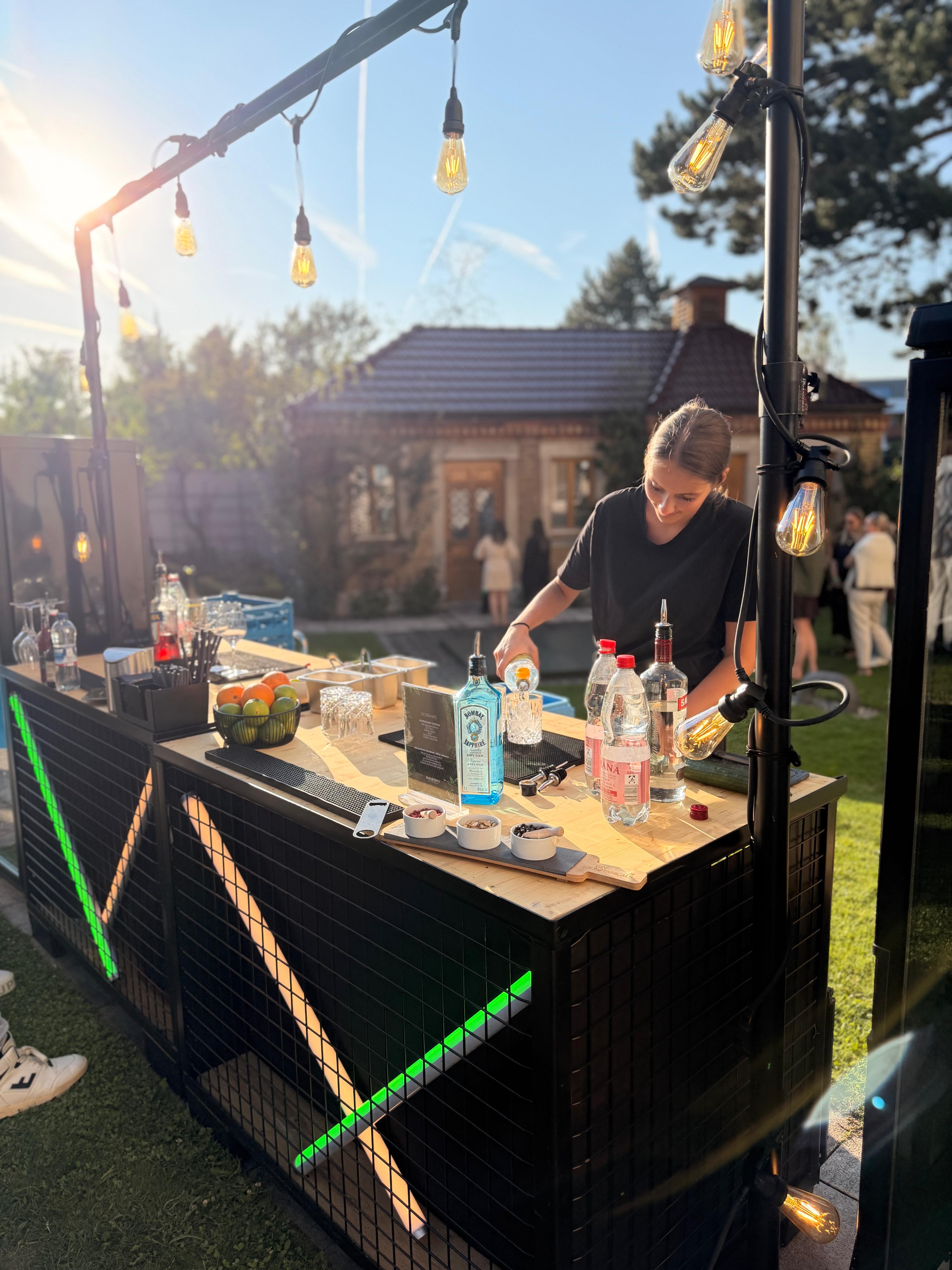 Mobile Cocktailbar Premium für Veranstaltungen und Messe mieten in Reutlingen – Thumbnail 7