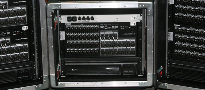Yamaha CL5 Digitales Mischpult mit Stagerack 64/32 CH mieten in München – 2