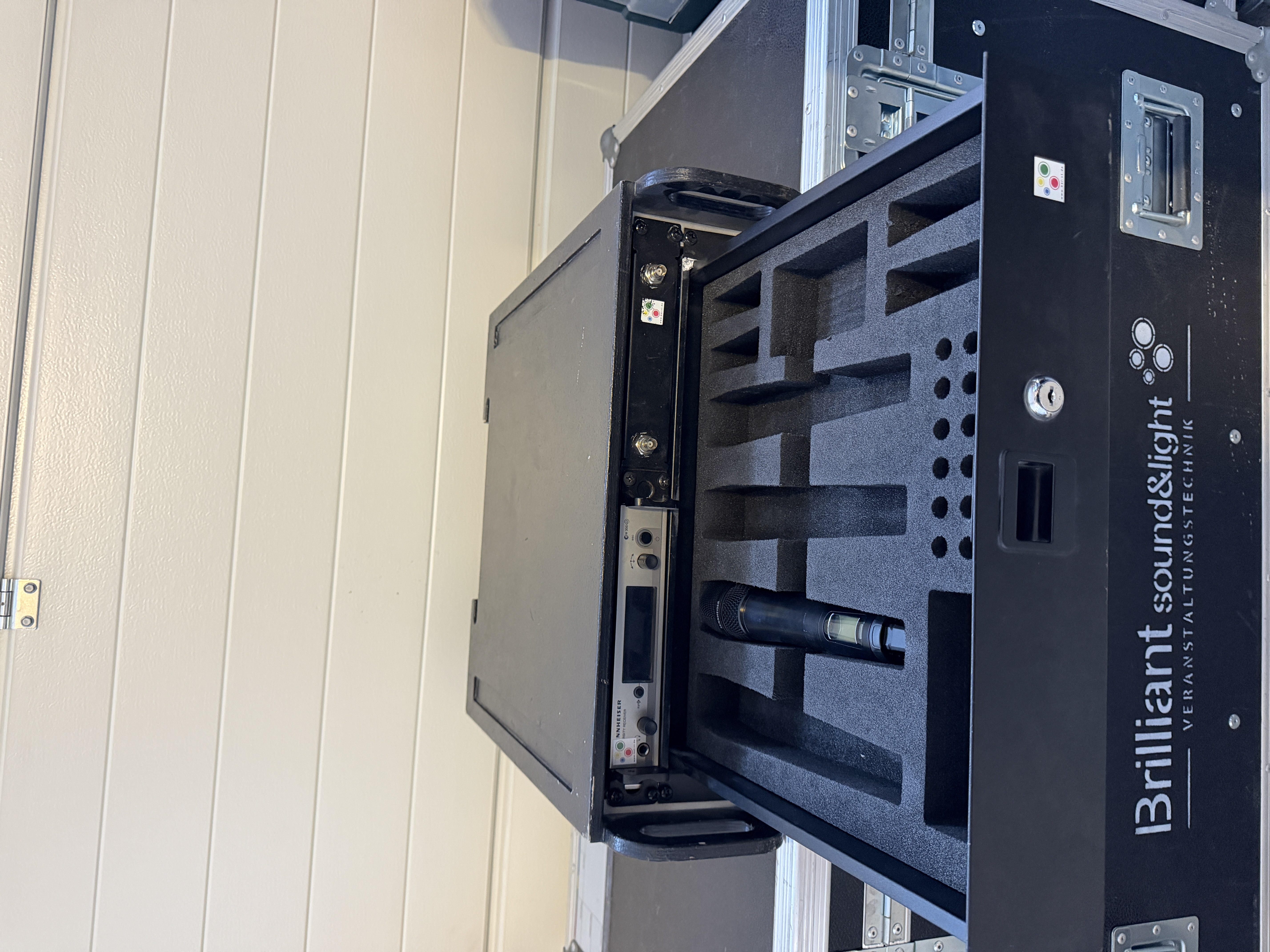 Sennheiser Funkmikrofon-Set · 1× Funkstrecke mit mieten in Langenhagen – 2