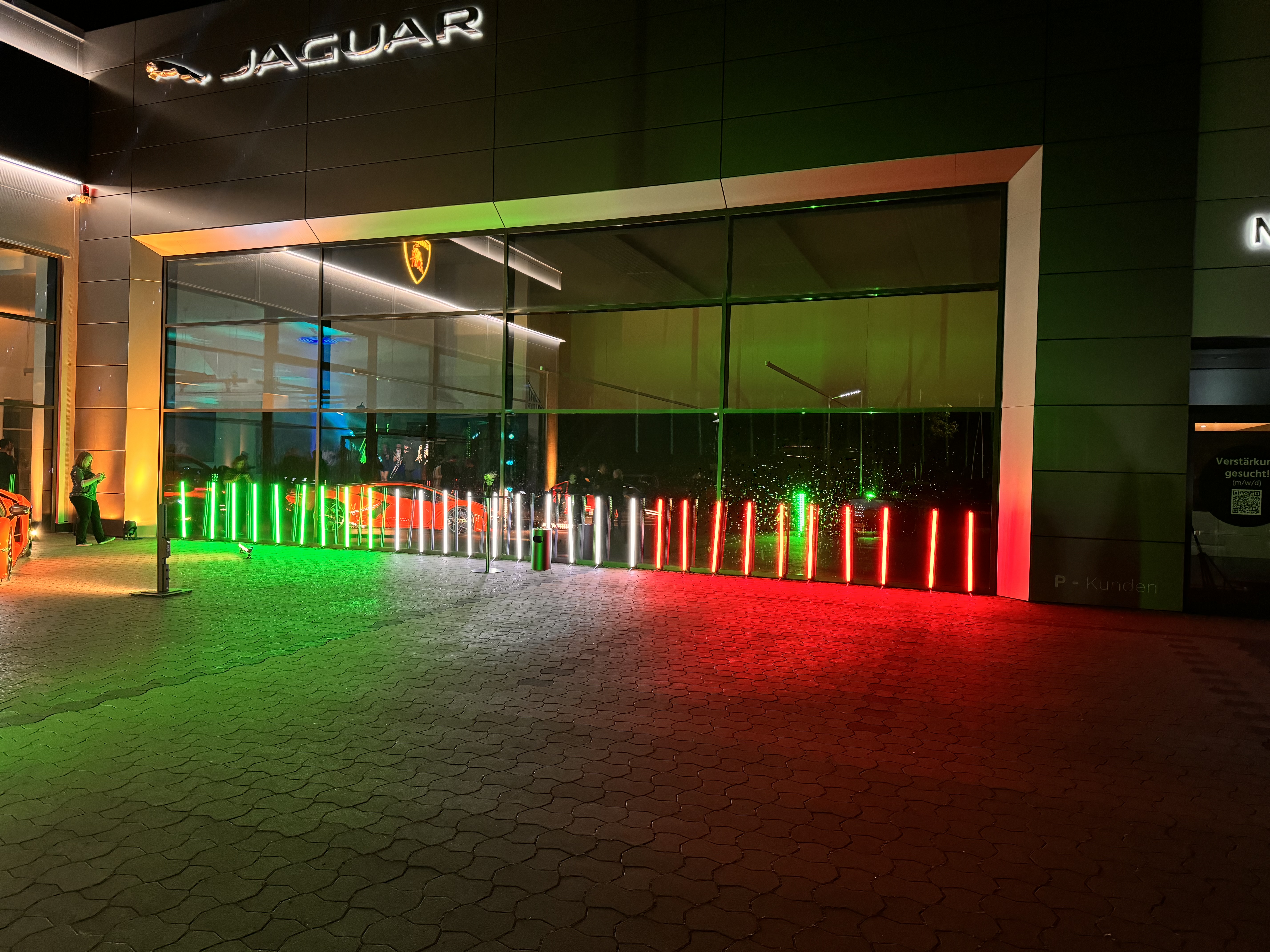Akku LED-Röhren Akku-Lichttechnik für Event & Bühne mieten in Langenhagen – 3