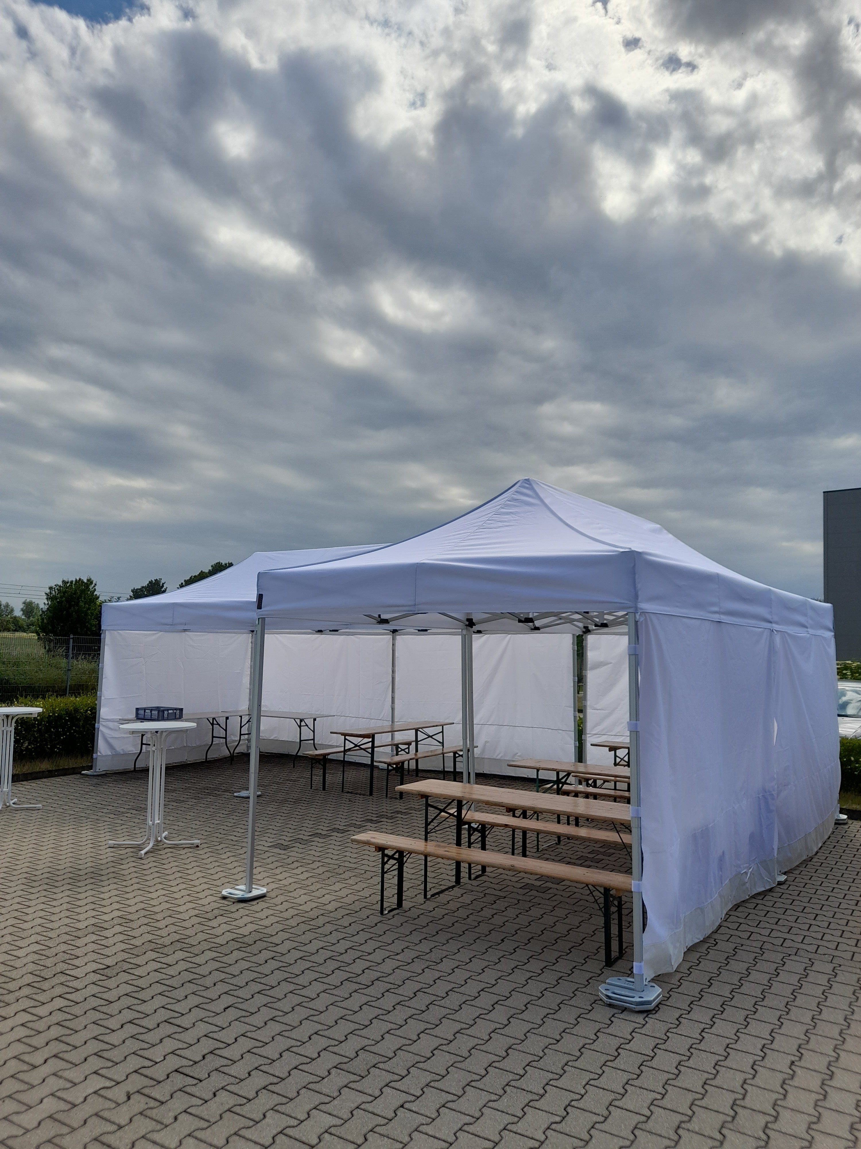 Pavillon - Schnellpauzelt - Faltpavillon mieten in Neuss – 3