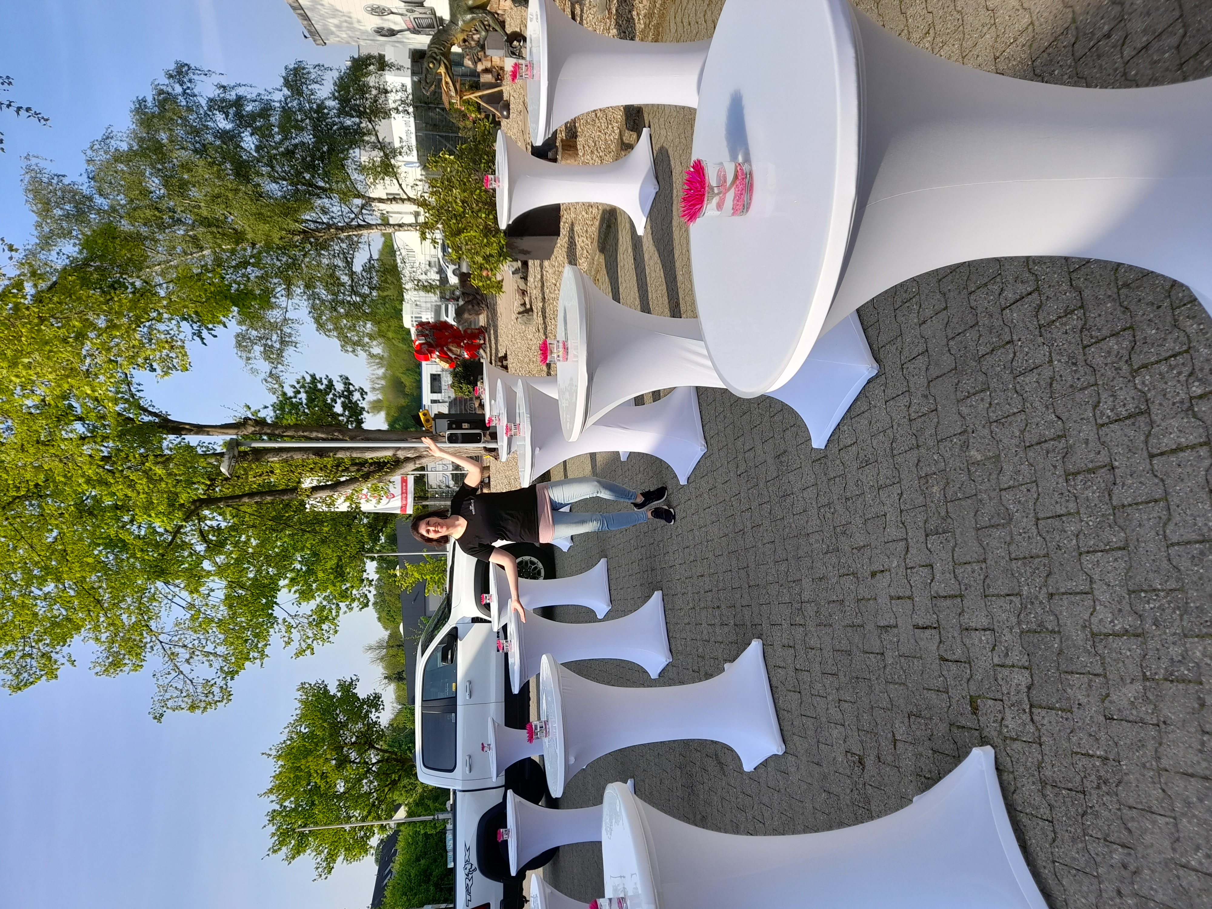 Stehtisch "Classic" weiß mieten in Neuss – Bis 80 cm – 2