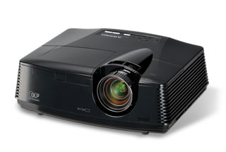 Mitsubishi HC3900 FullHD Beamer Mit Leinwand mieten in Augsburg (Bay) – 34,5x12,9x27
