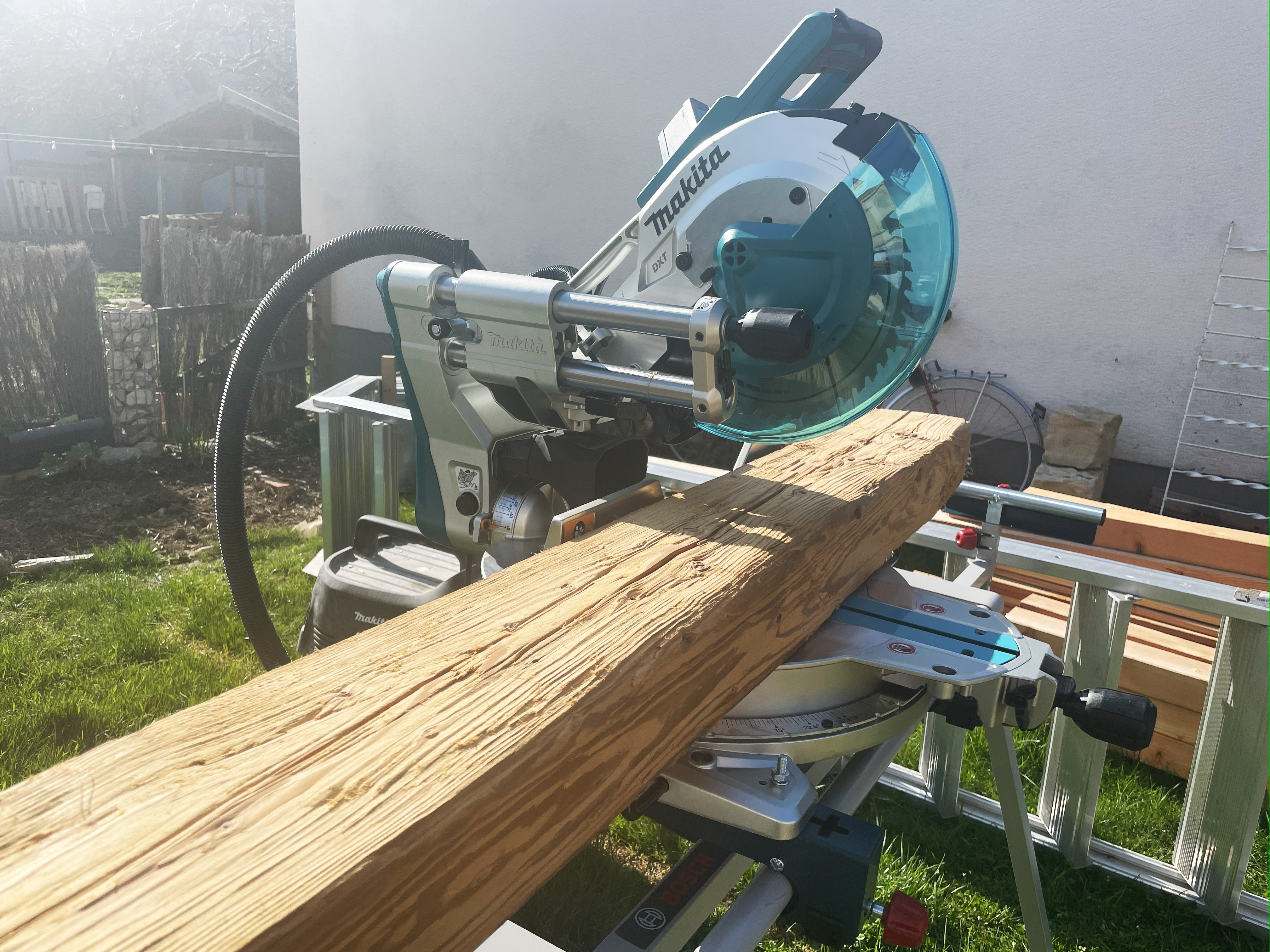 Makita Kapp- und Gehrungssäge LS1019L mieten in Augsburg (Bay) – 805 x 644 x 660 mm – 5