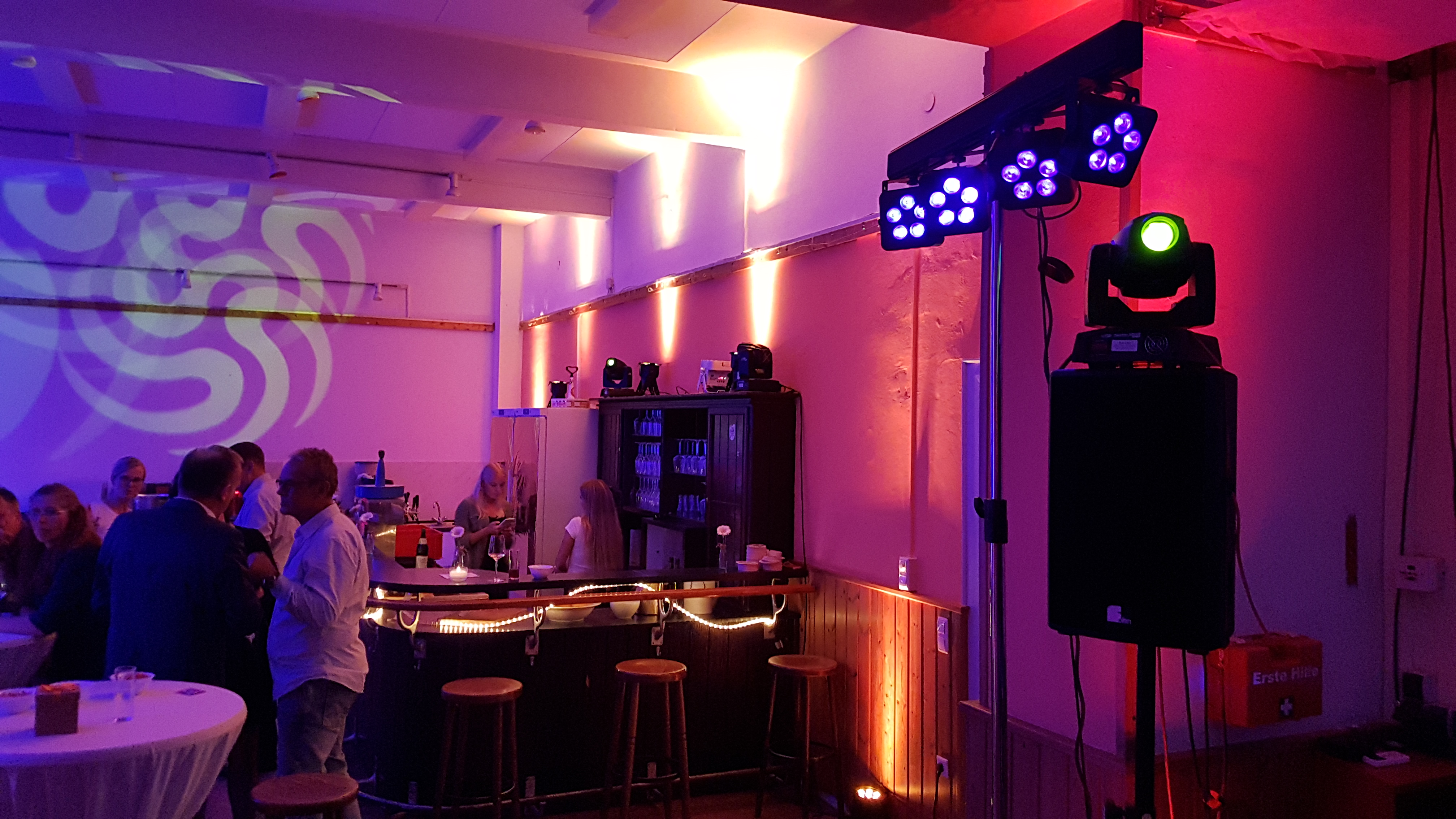 Lichtanlage für kleine Events mieten in Köln – 3