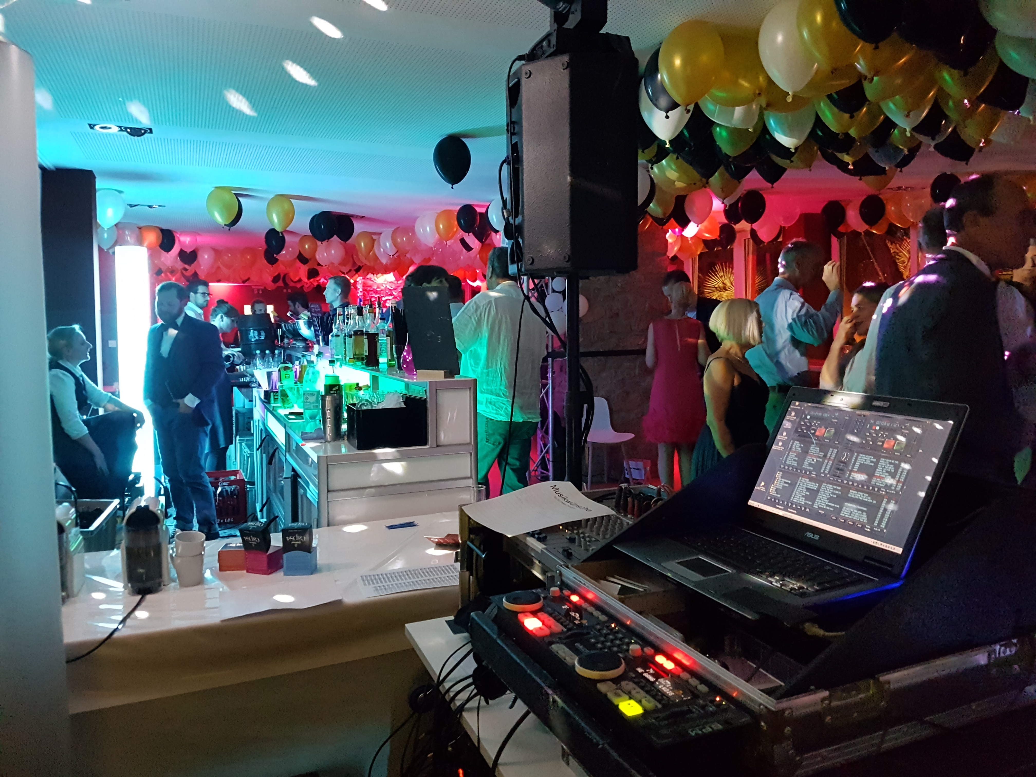 Lichtanlage für kleine Events mieten in Köln – 4