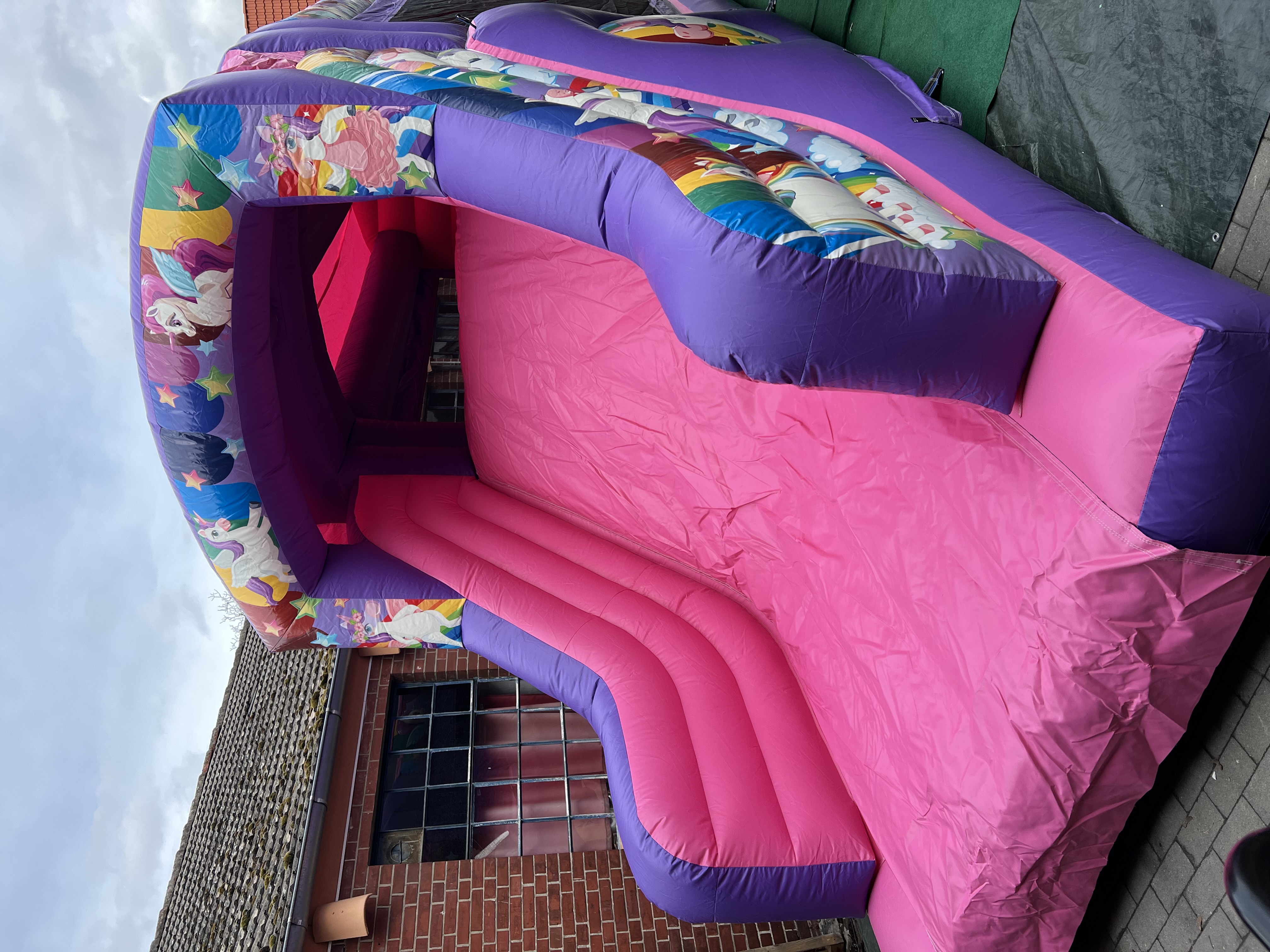 Hüpfburg "Einhornstrecke" mieten Spielstrecke Einhorn Hindernisbahn mieten in Berlin – 3