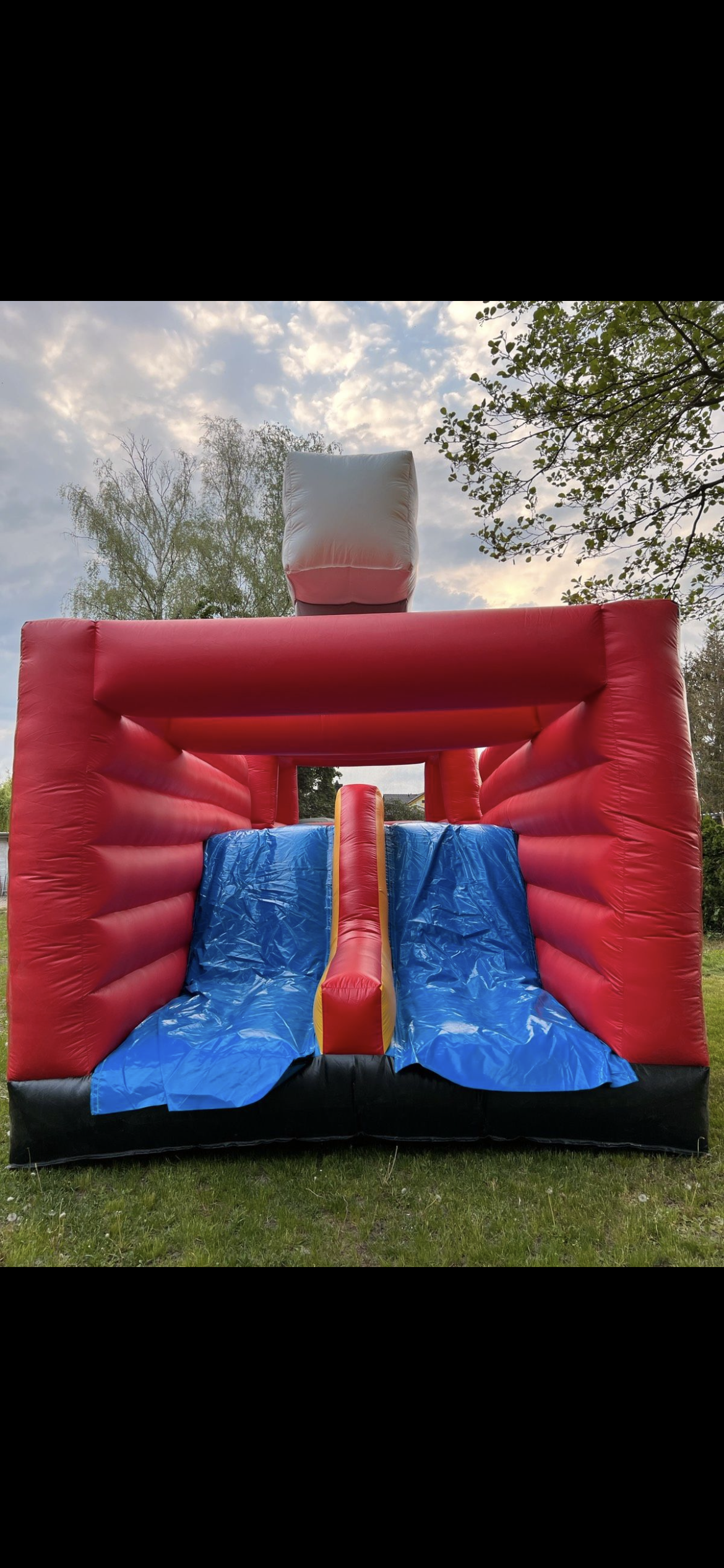 Vermiete Hüpfburg "Feuerwehrstrecke" Einschulung Party Geburtstag mieten in Berlin – 10x5 – 2