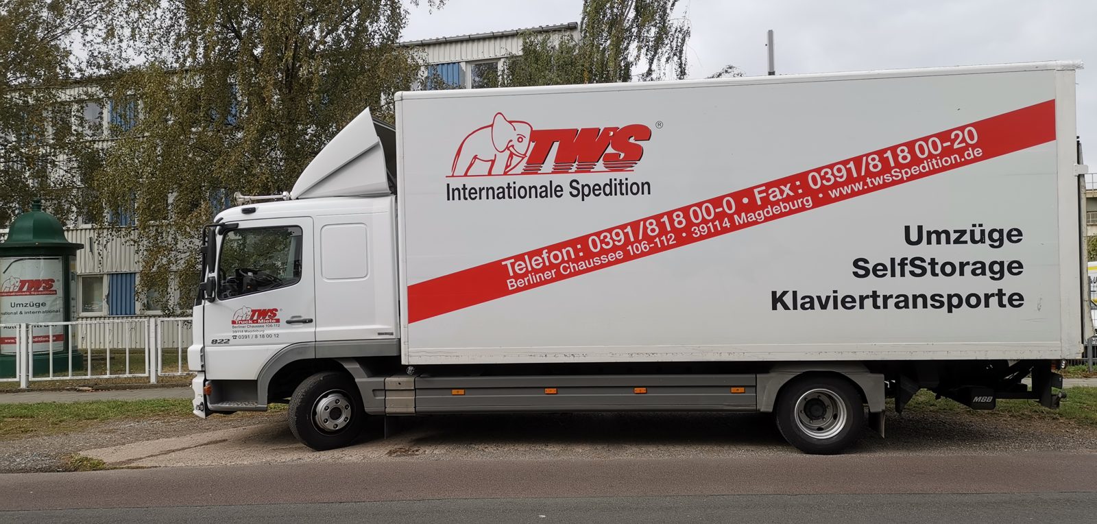 Transporter Umzug Möbel mieten leihen borgen mieten in Magdeburg – 4
