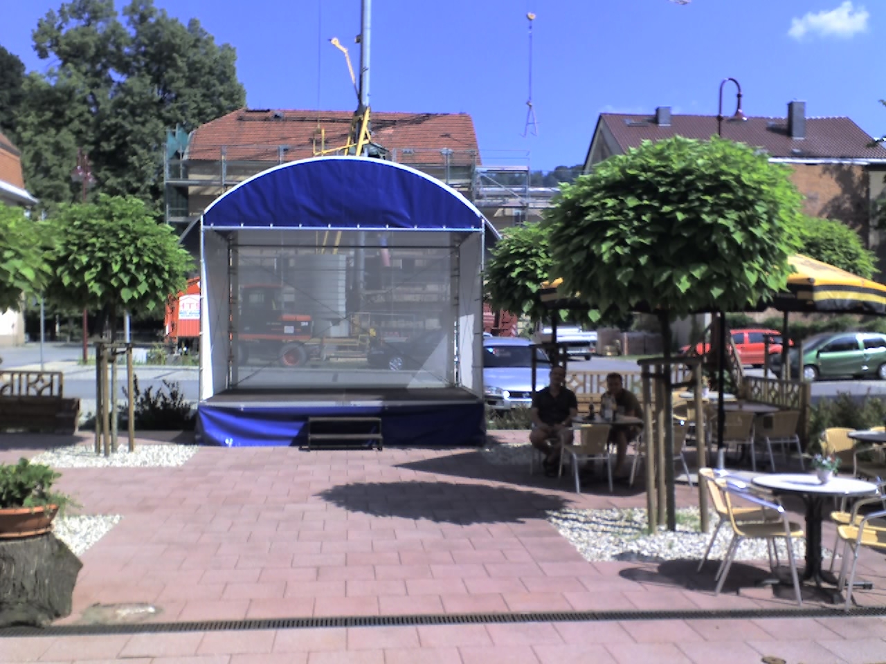 Runddachbühne Bütec inkl. Podest und Bühnendach mieten in Dippoldiswalde – 400x300