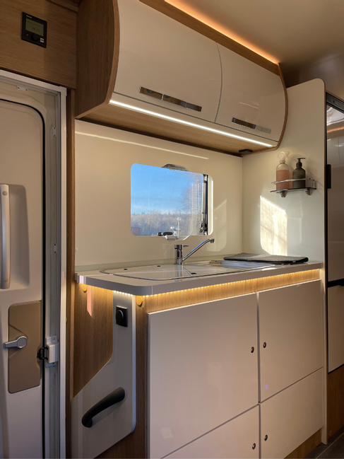 Wohnmobil mieten in Kropp – 2021 – Thumbnail 9