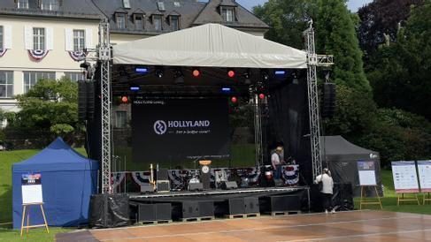 Bühne 8m x 6m mieten in Schöneiche – 8m x 6m x 7,50
