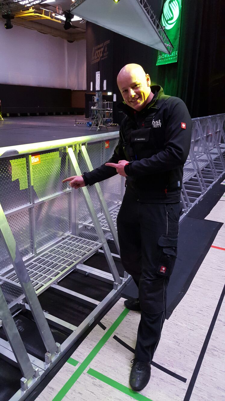 Bühnengitter / Stagebarrier / Wellenbrecher mieten in Lampertheim – bis 1 m – 3