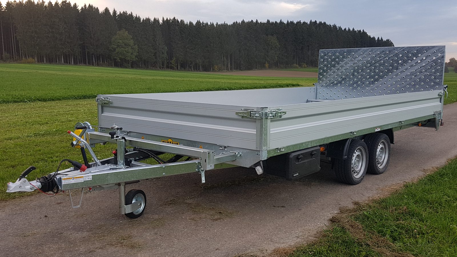 Transportanhänger mieten in Dießen – Keine Anfahrtskosten inbegriffen