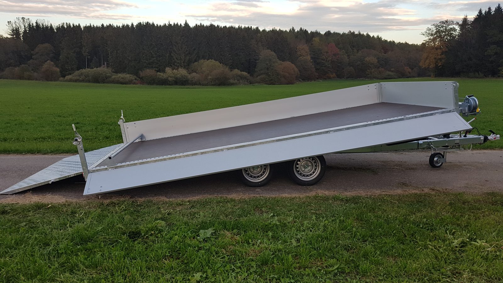 Transportanhänger mieten in Dießen – Keine Anfahrtskosten inbegriffen – 3