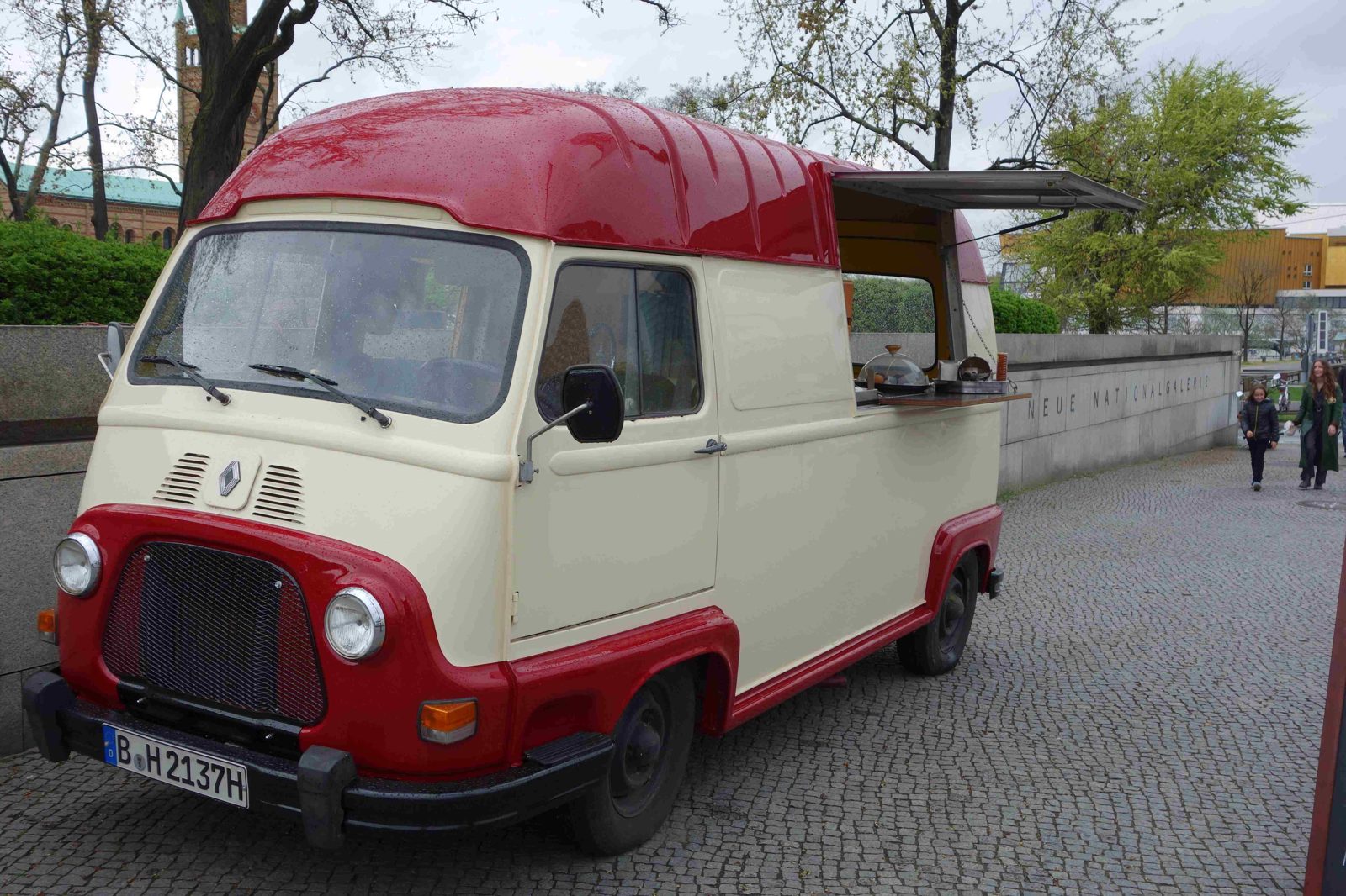 Foodtruck / Food Truck / historisches mieten in Berlin