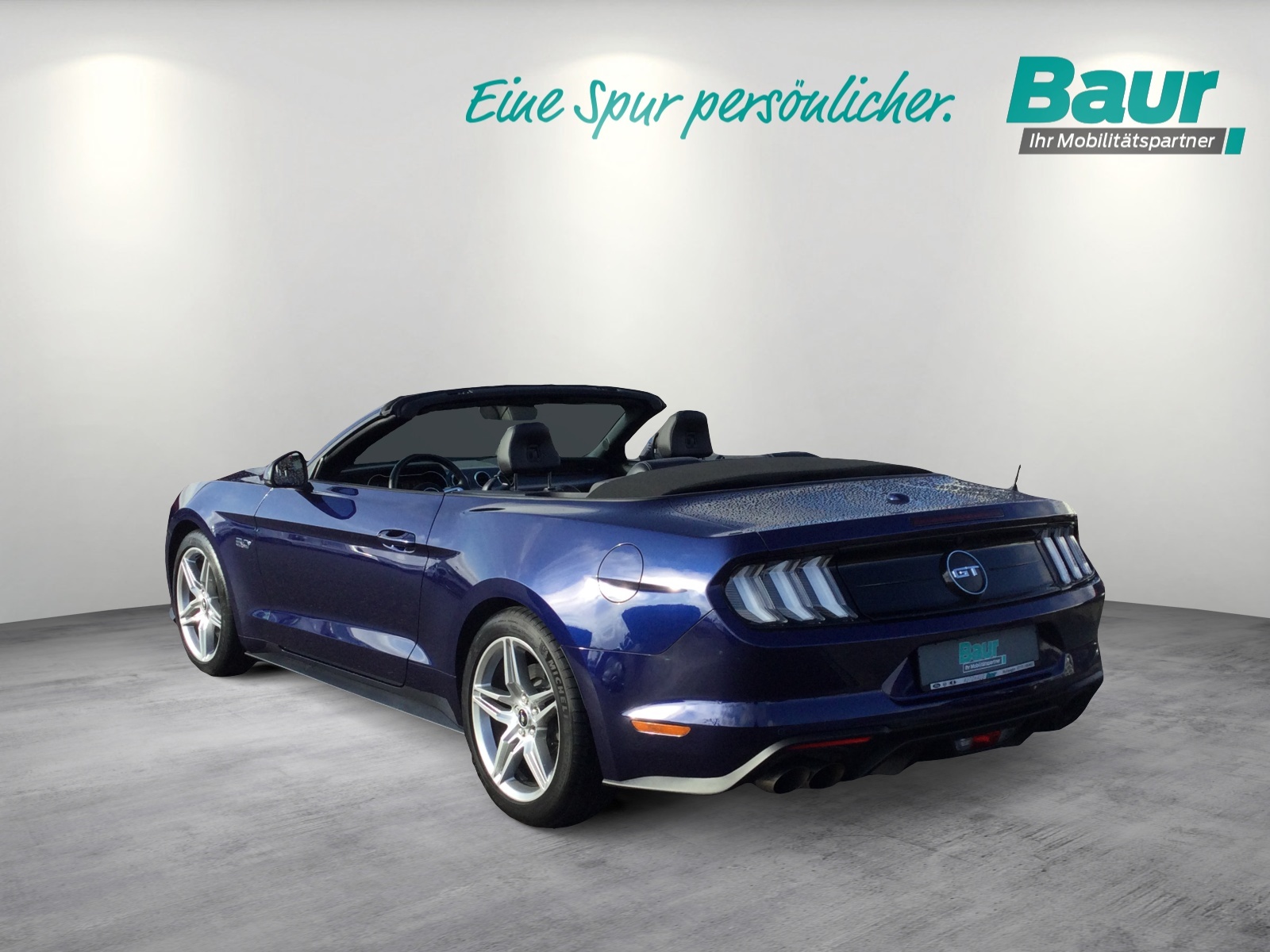 Ford Mustang Convertible 5.0 Ti-VCT V8 Aut. GT mieten in Mutlangen – Blau – 2
