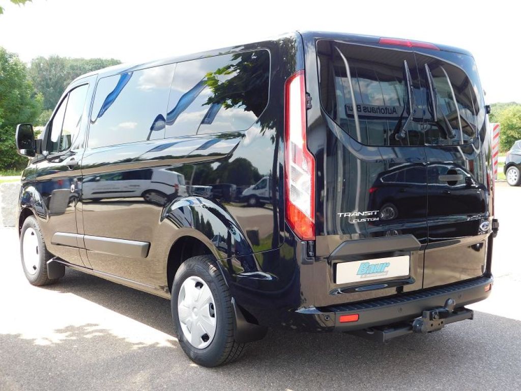 Ford Transit Custom Kombi Trend 2.0L EcoBlue 9-Sitzer mieten in Mutlangen – 2