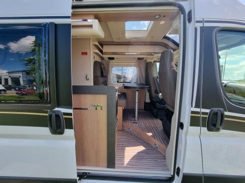 Malibu Van Automatik 600 DB Charming GT 180 PS mieten in Crailsheim – 2025 – 5