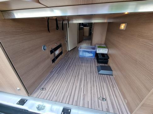 Malibu Van Automatik 600 DB Charming GT 180 PS mieten in Crailsheim – 2025 – Thumbnail 17