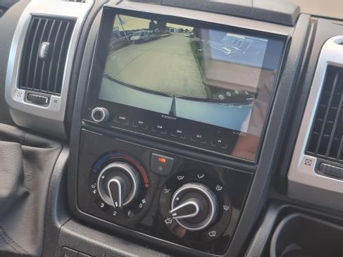 Malibu Van Automatik 600 DB Charming GT 180 PS mieten in Crailsheim – 2025 – Thumbnail 14
