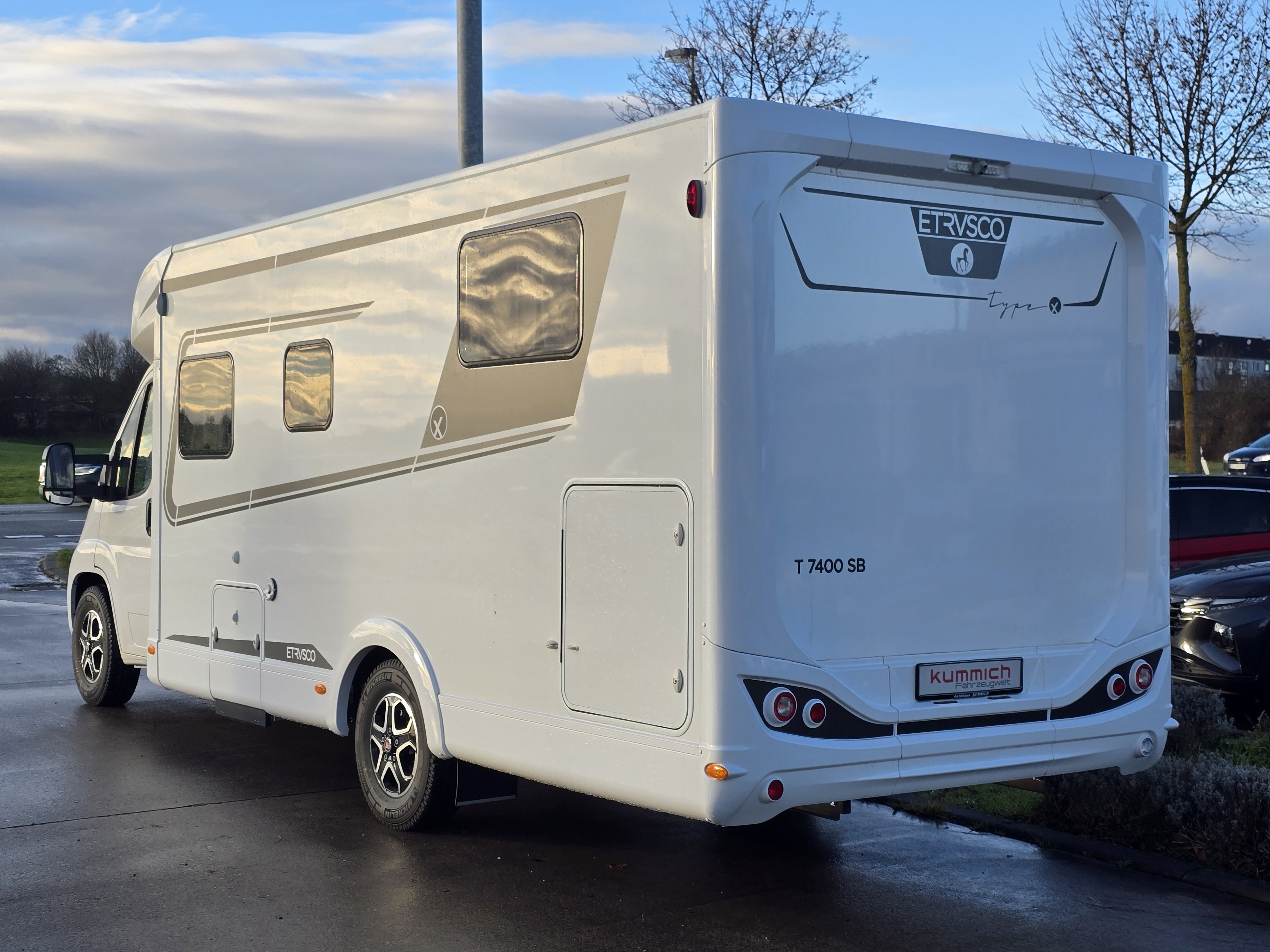 Etrusco T7300 SB Automatik,Längsbetten,Hubbett mieten in Crailsheim – 2026 – 3