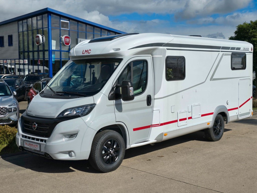 LMC CRUISER VAN 646 Längseinzelbetten mieten in Crailsheim – 2025