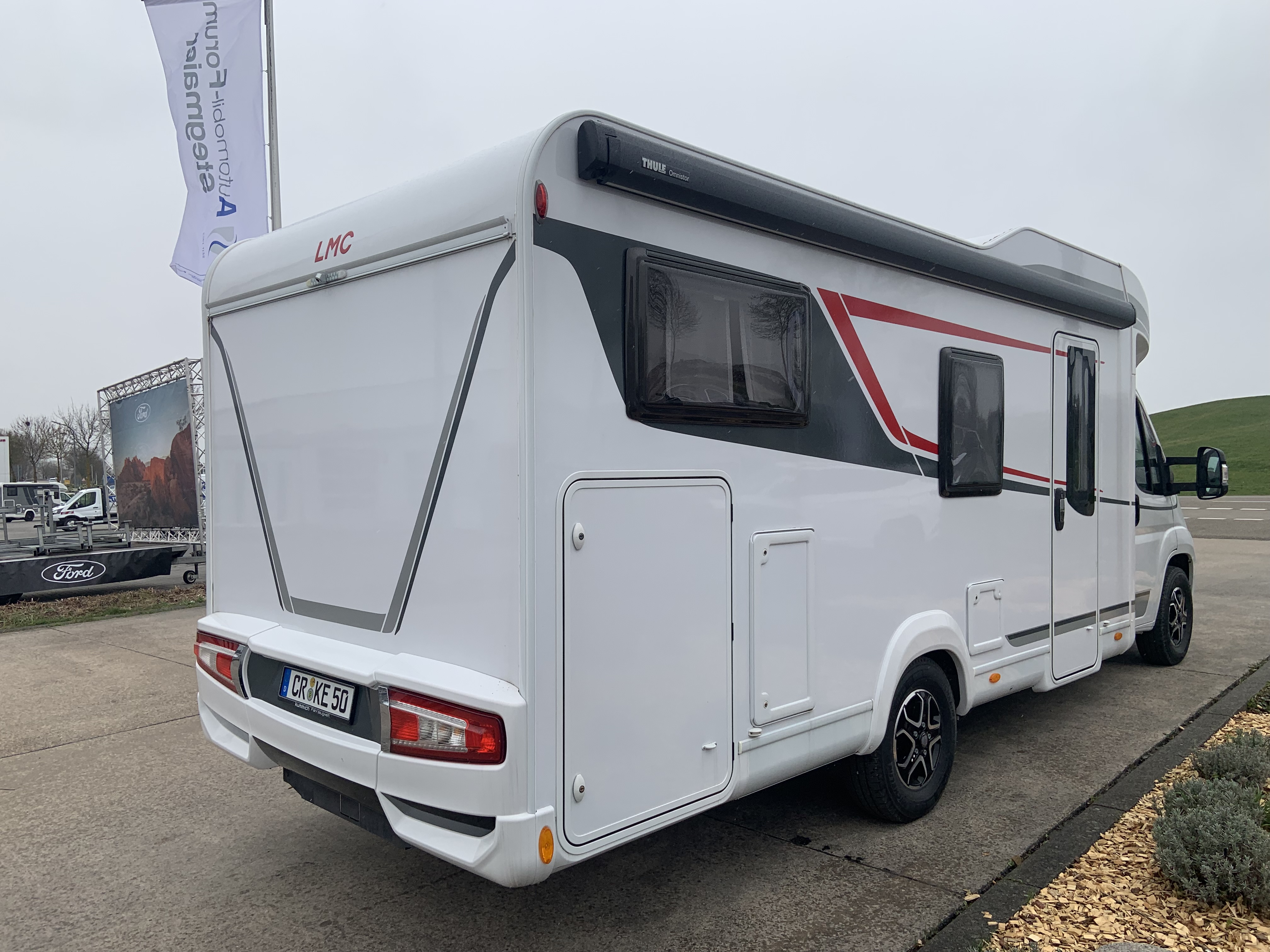 LMC Tourer Lift H730 Automatik mieten in Crailsheim – 2026 – Thumbnail 7