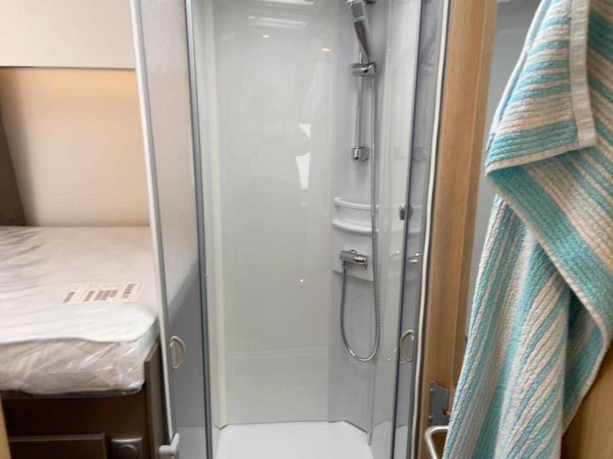 LMC Tourer Lift H730 Automatik mieten in Crailsheim – 2026 – 4