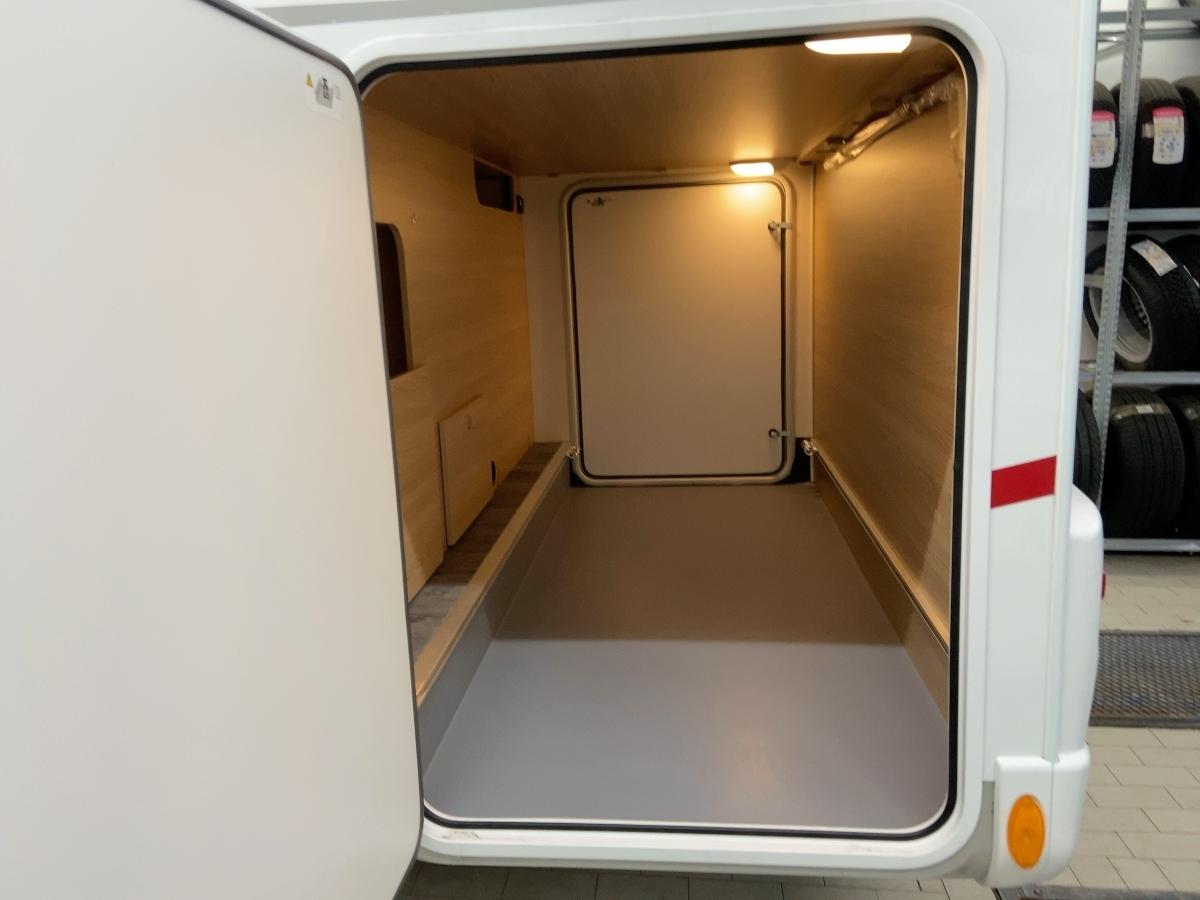 LMC CRUISER VAN 646 Längseinzelbetten mieten in Crailsheim – 2025 – Thumbnail 17