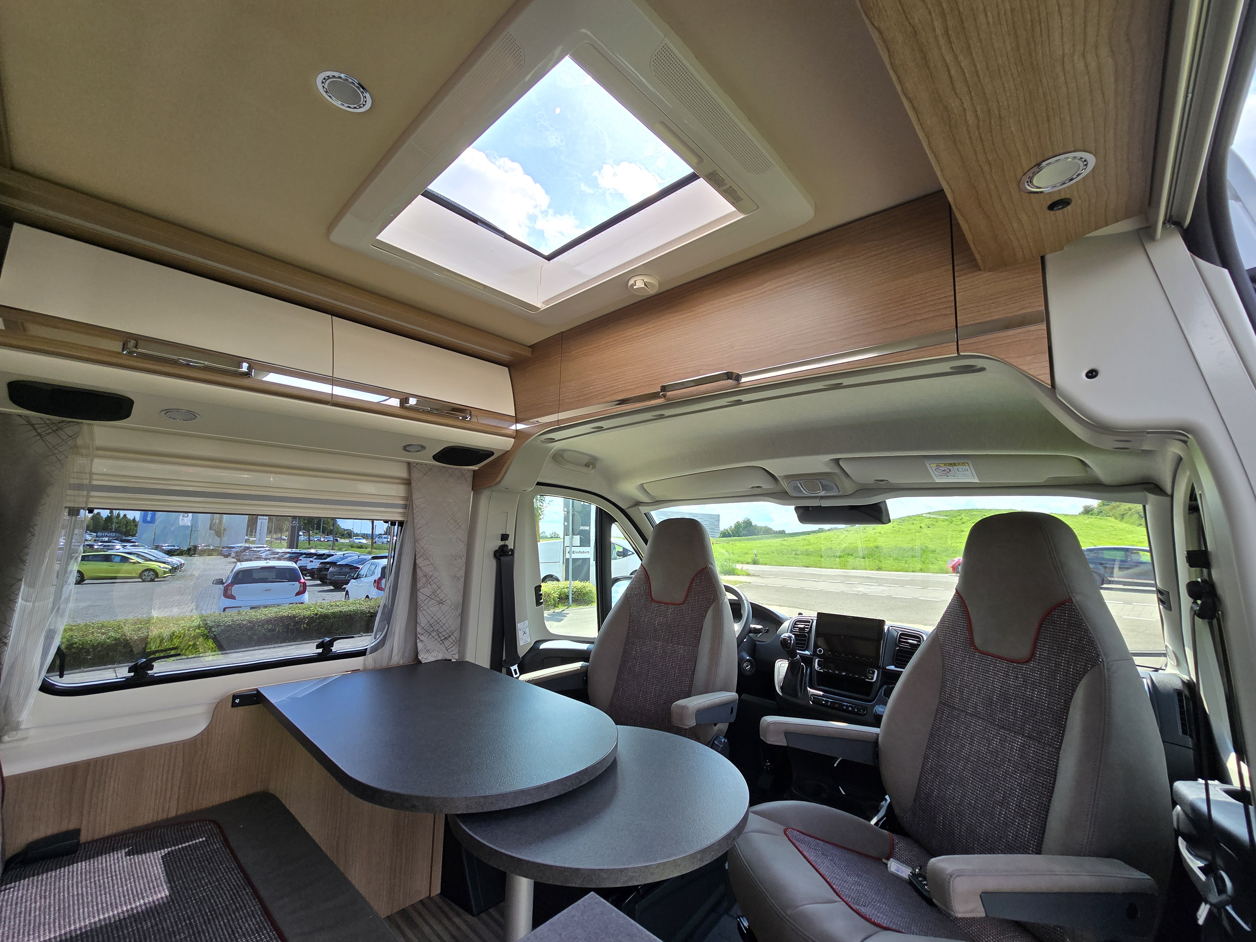 Malibu Van 640 LE K diversity mieten in Crailsheim – 2025 – Thumbnail 8