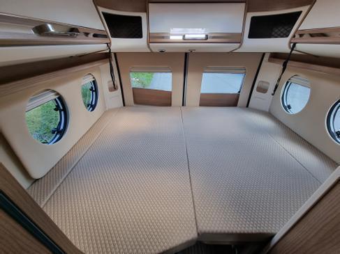 Malibu Van Automatik 600 DB Charming GT 180 PS mieten in Crailsheim – 2025 – Thumbnail 11