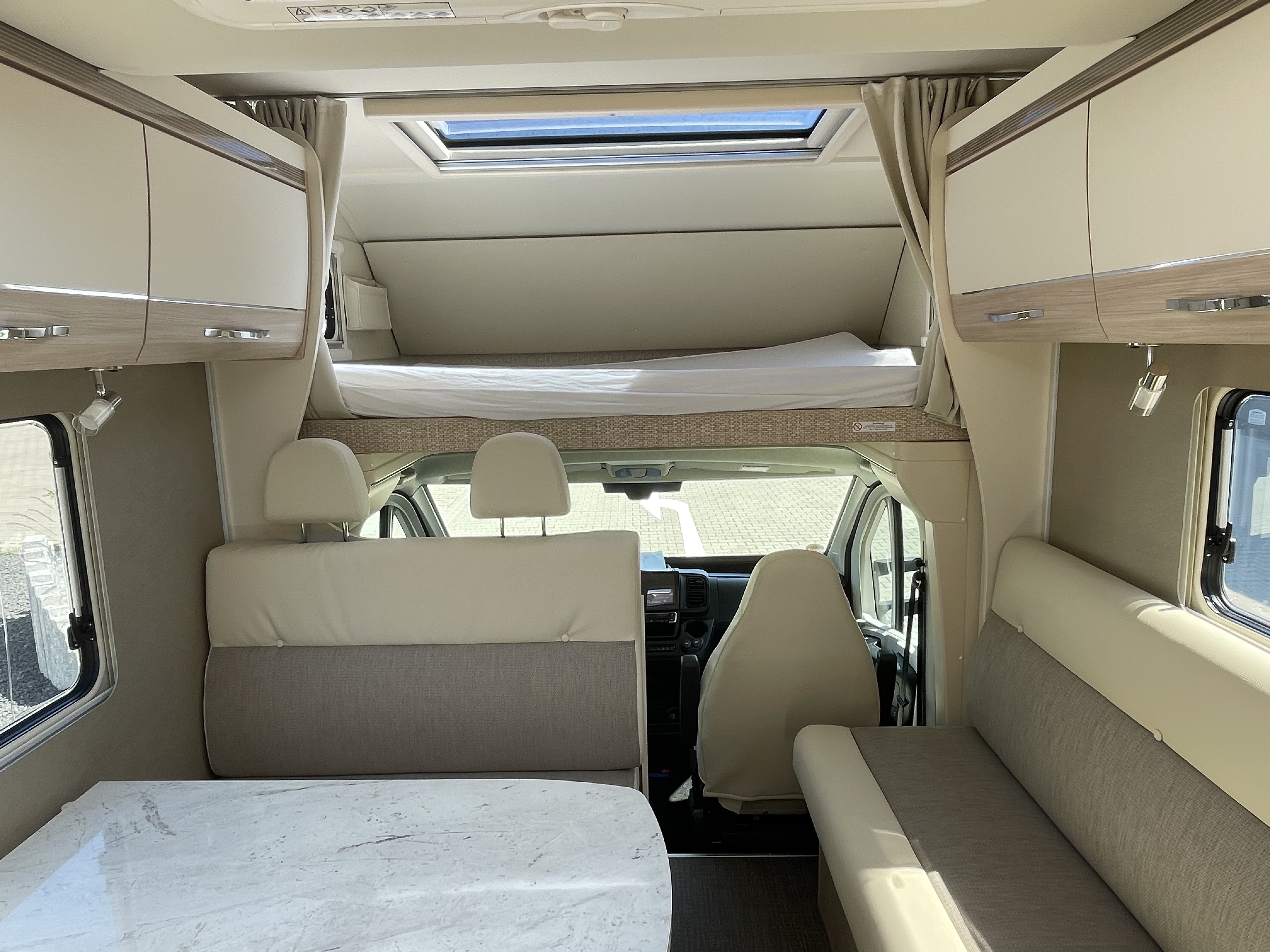 Eura-Mobil Activa One 630 LS mieten in Wardenburg – 2023 – Thumbnail 10