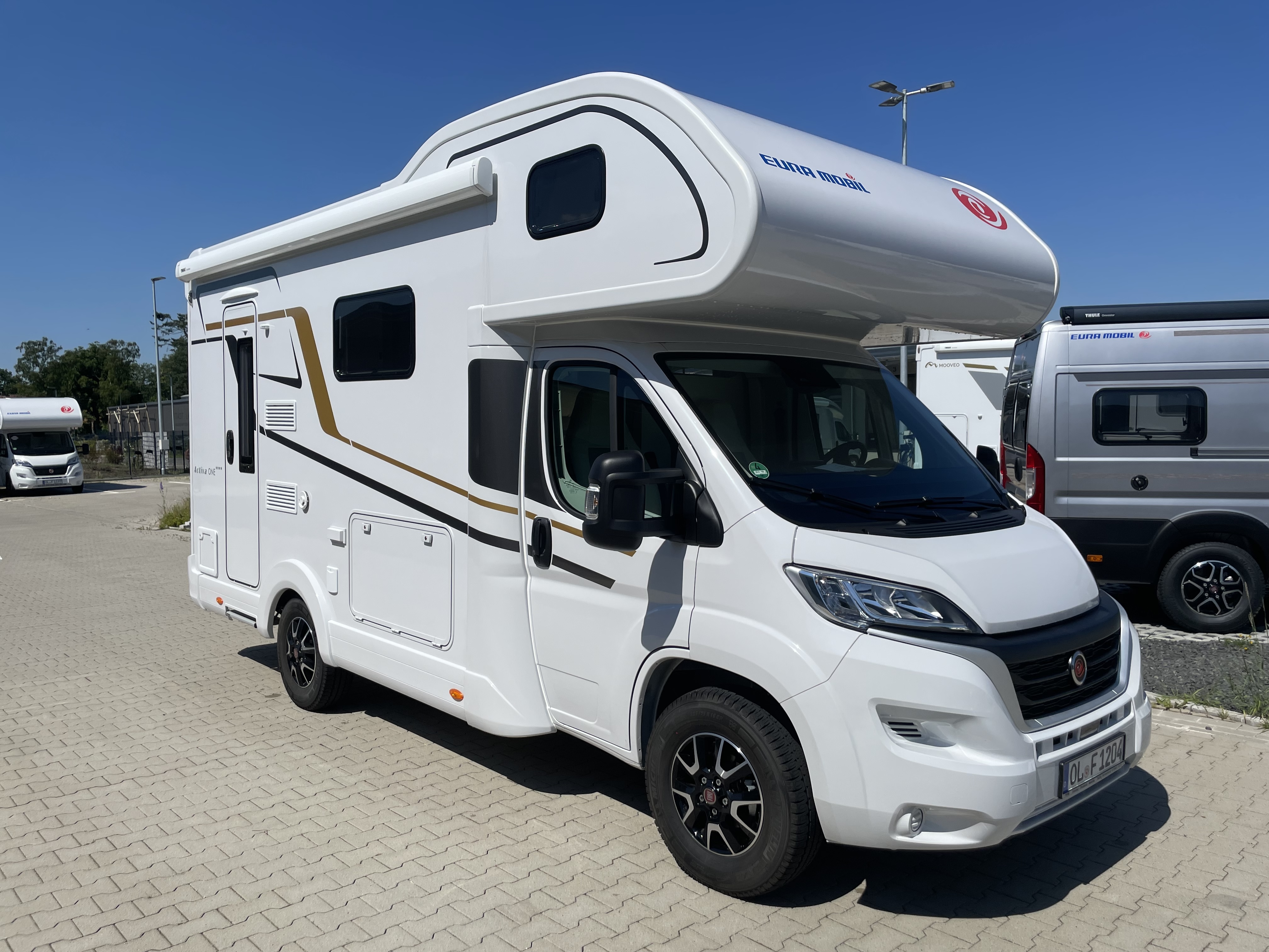 Eura-Mobil Activa One 630 LS mieten in Wardenburg – 2023