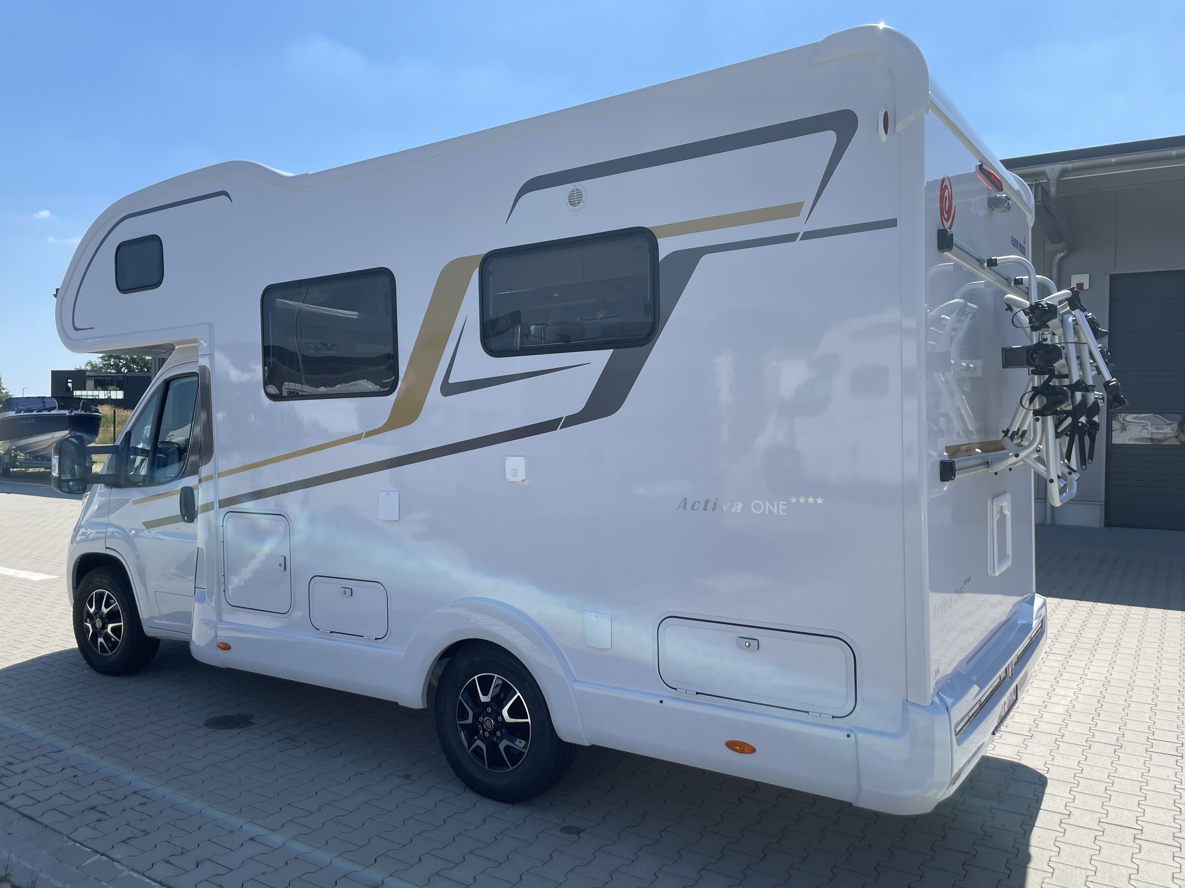 Eura-Mobil Activa One 630 LS mieten in Wardenburg – 2023 – 3