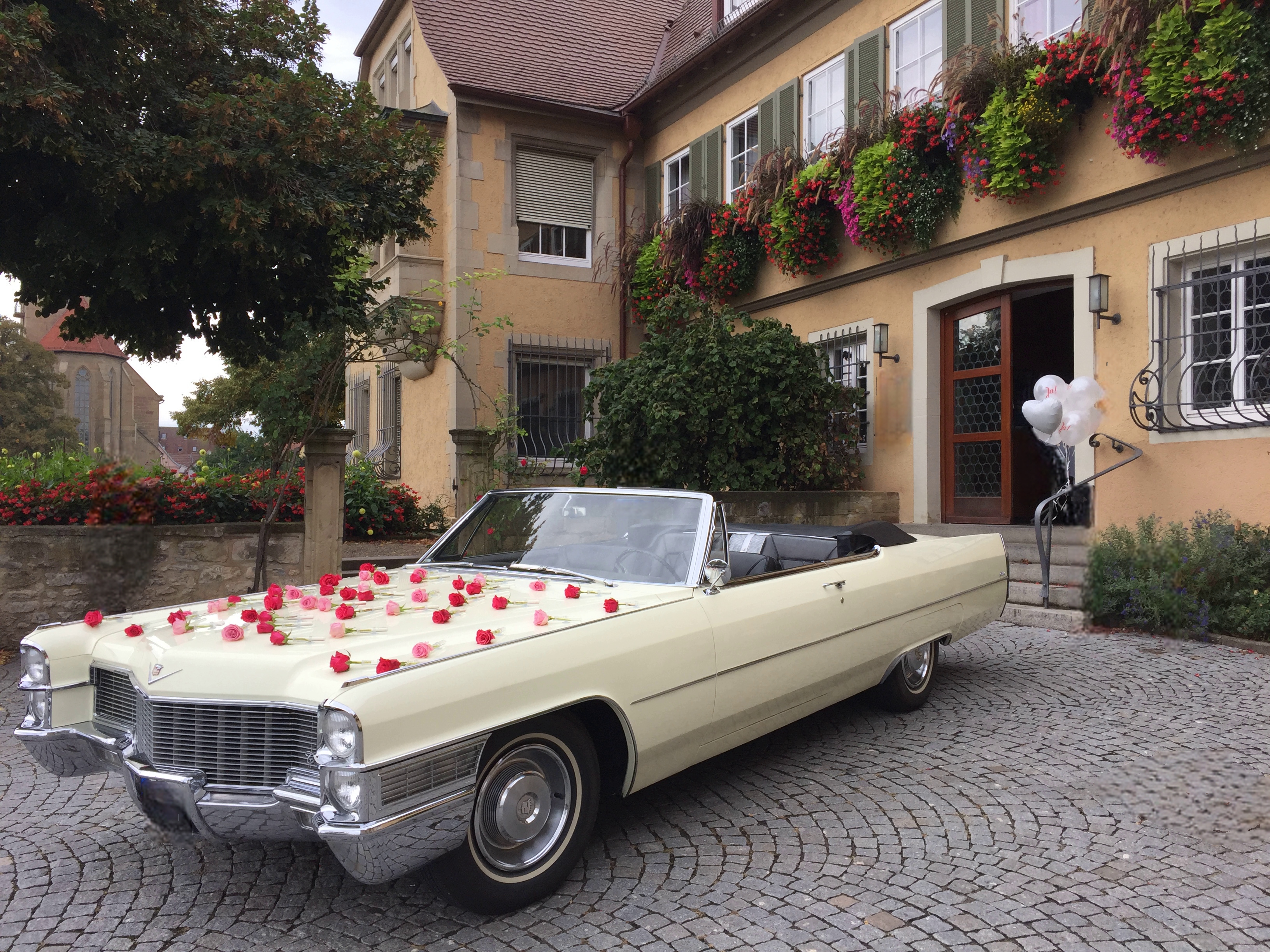 Cadillac de Ville Cabrio beige mieten – 4