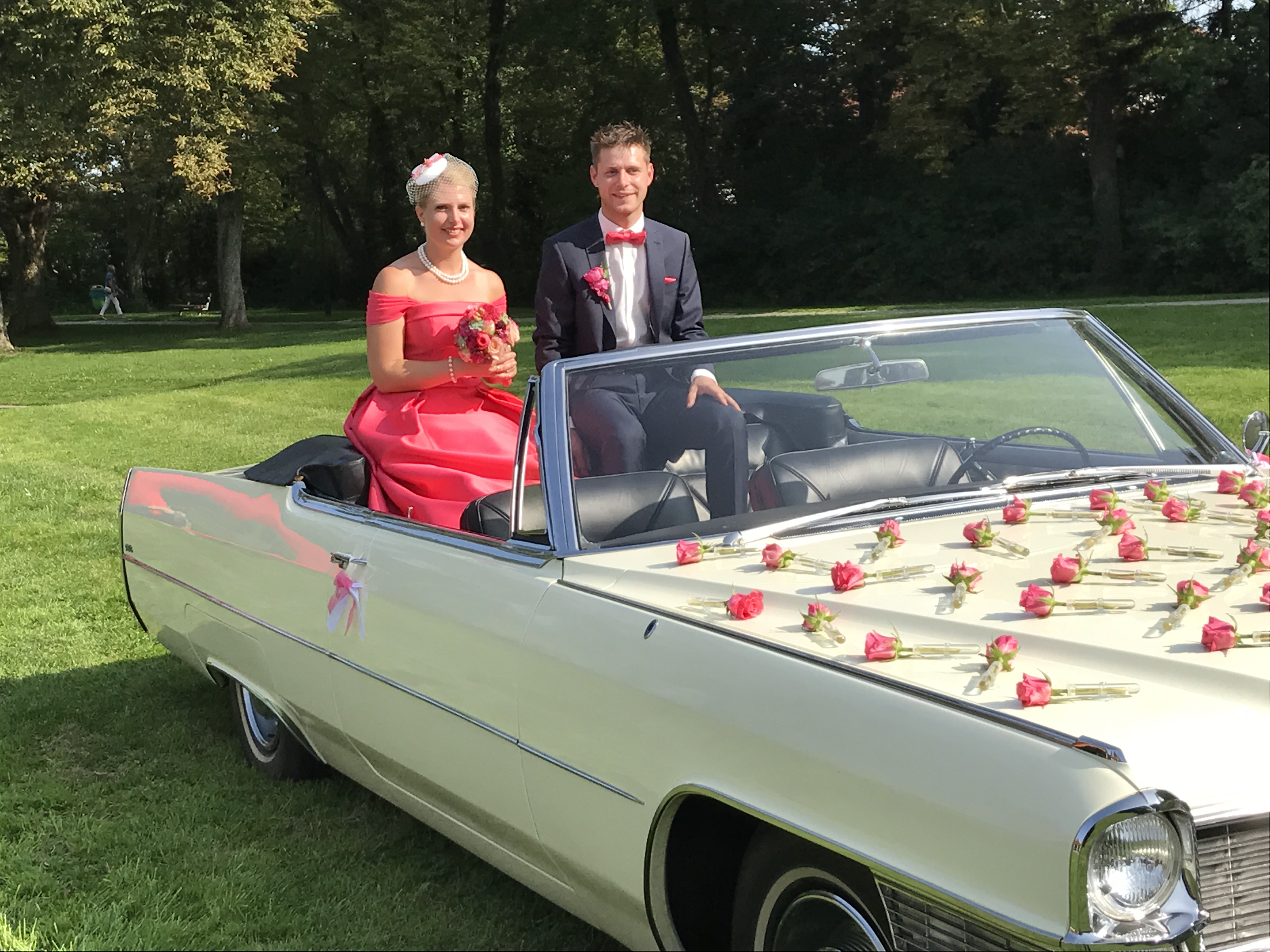 Cadillac de Ville Cabrio beige mieten – 5