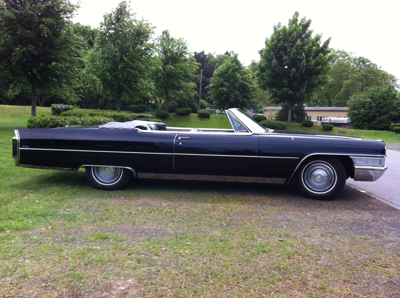 Cadillac de Ville Cabrio schwarz mieten – 4