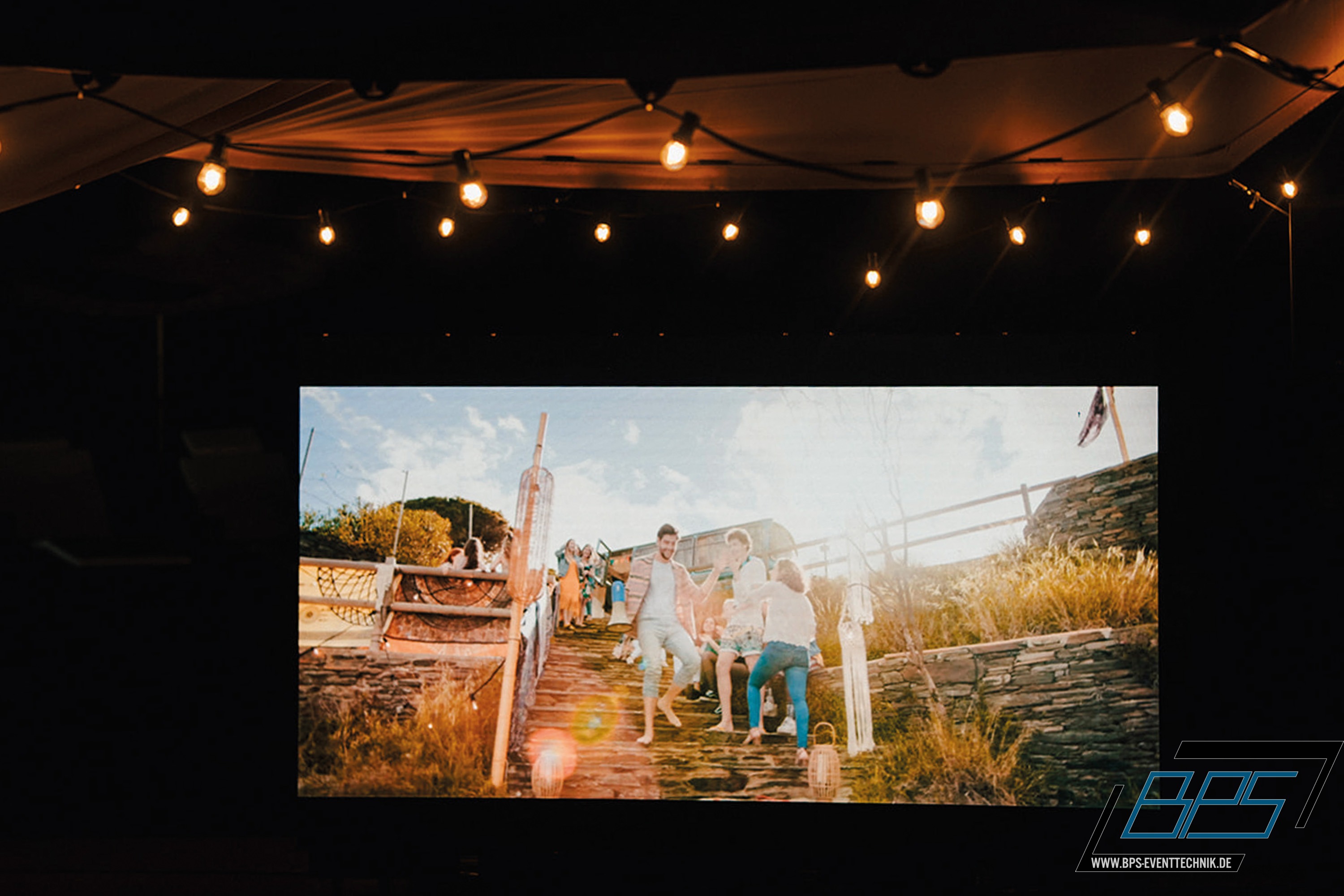 LED-Wall LED Wand Videowand P2.6 mieten in Ratingen – bis 25 m² – Thumbnail 9