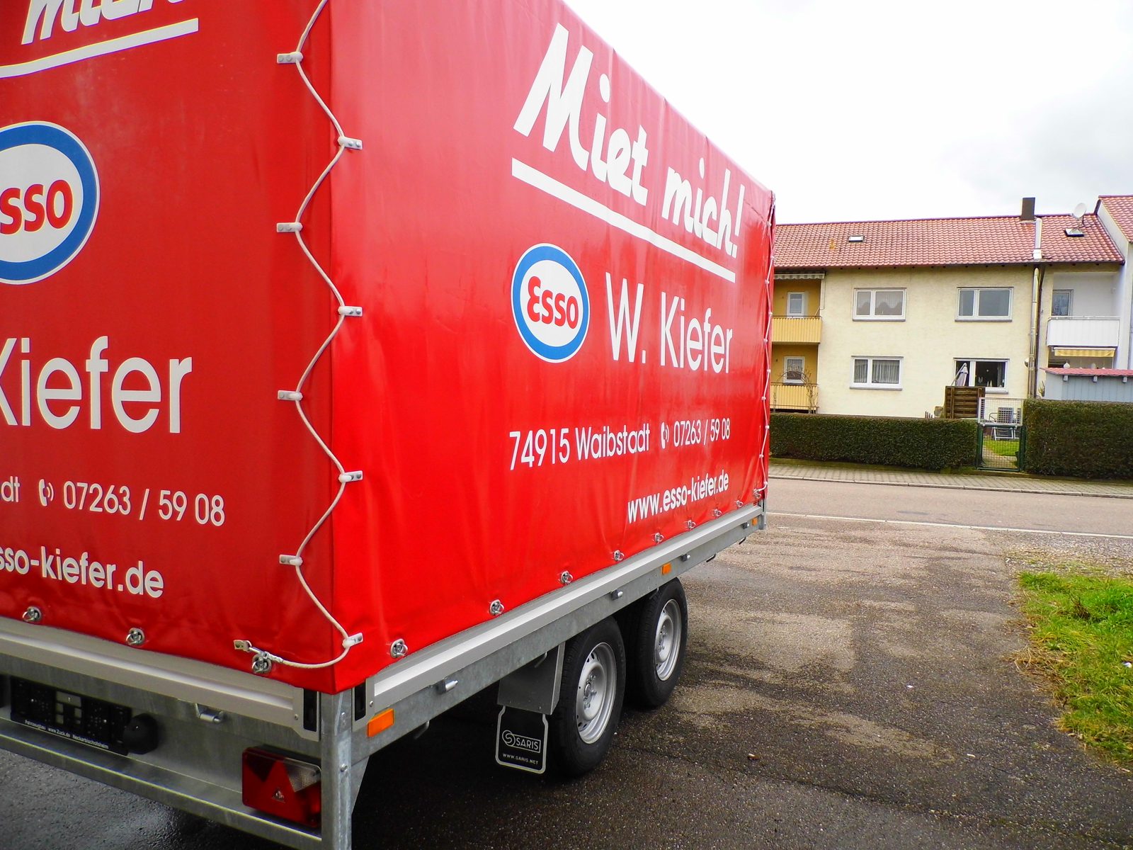 Tandem Hochlader mit Plane und Spriegel mieten in Waibstadt – 2000 kg – 3