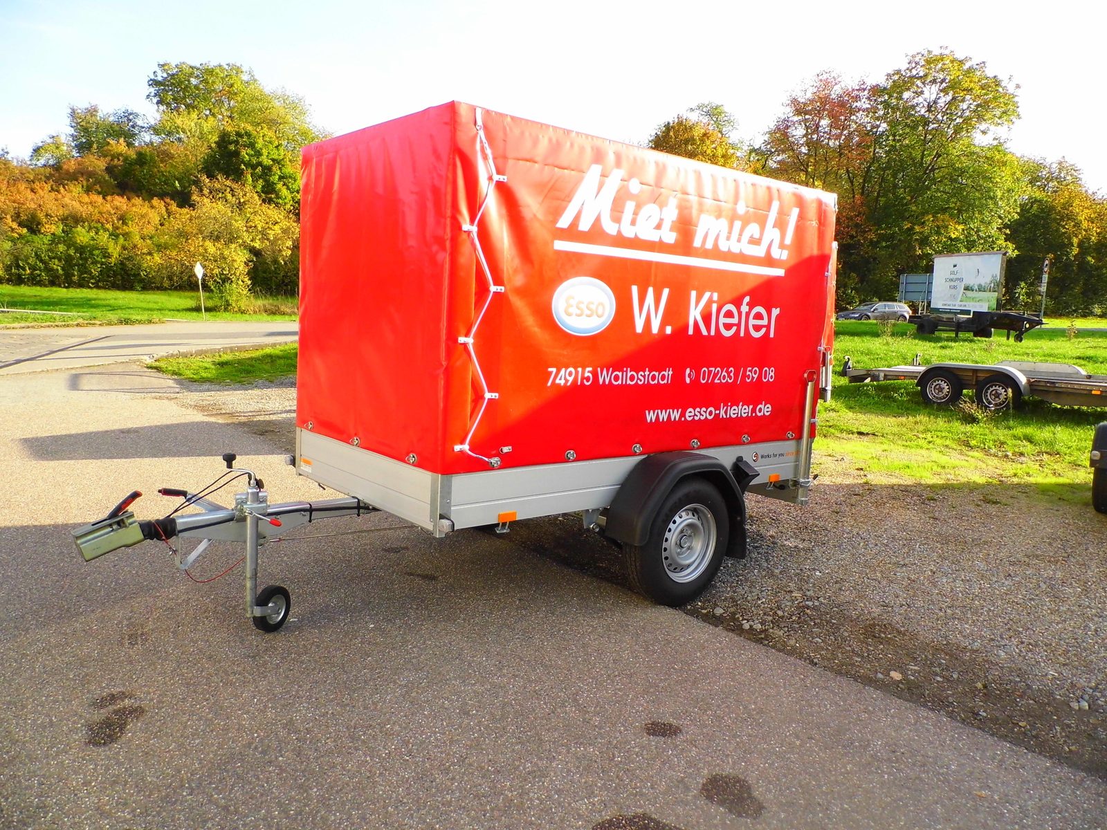 Anhäger Plane 2,50 m 1,3 t mieten in Waibstadt – 1150 kg