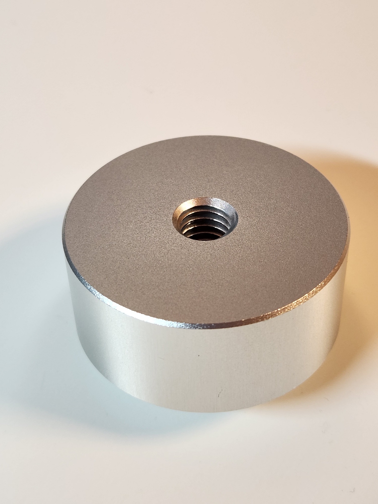 Astera Titan Tube Akku LED-Tube mieten in München – Thumbnail 6
